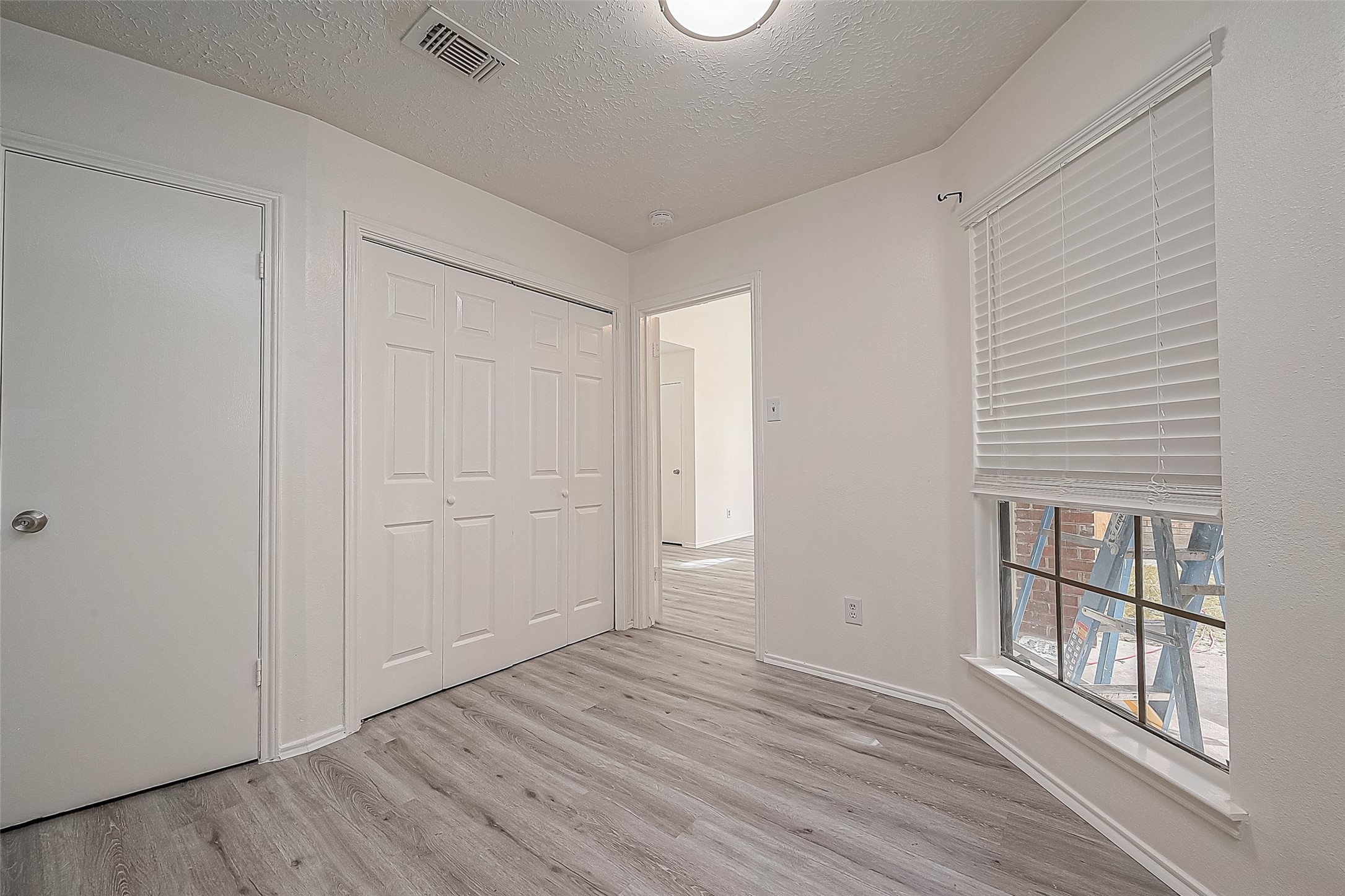 9323 Spindlewood Drive Property Photo 31