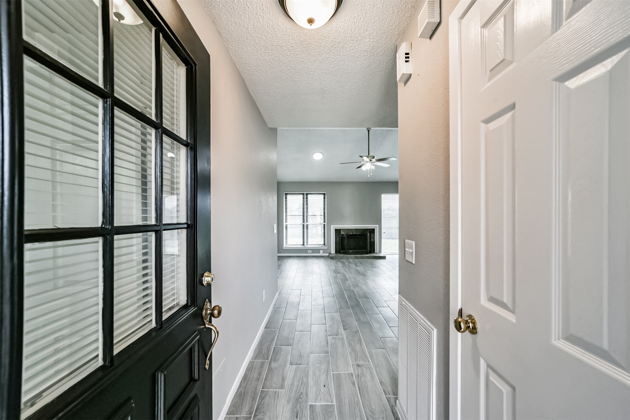 1613 Brook Meadow Drive Property Photo 2