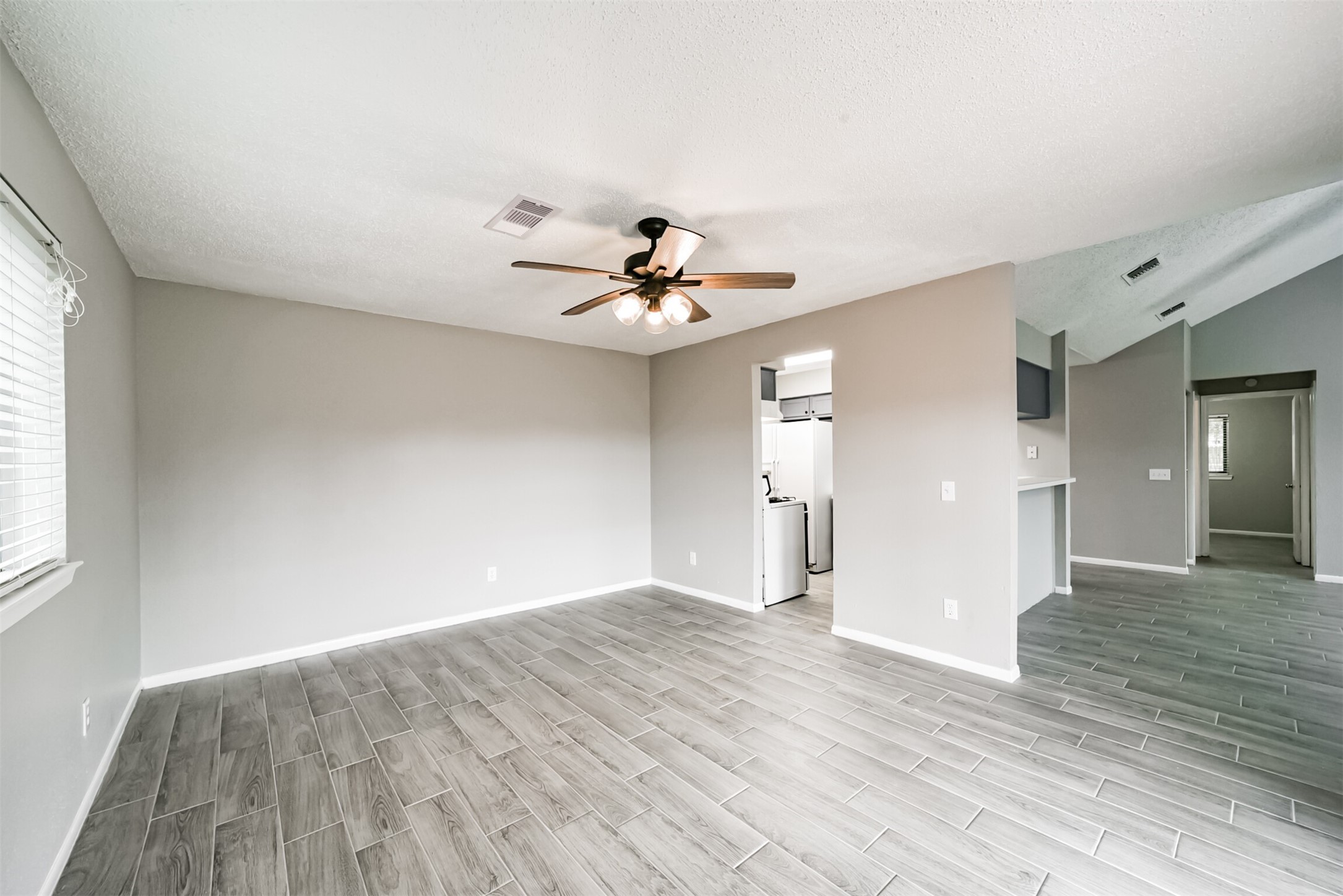 1613 Brook Meadow Drive Property Photo 10