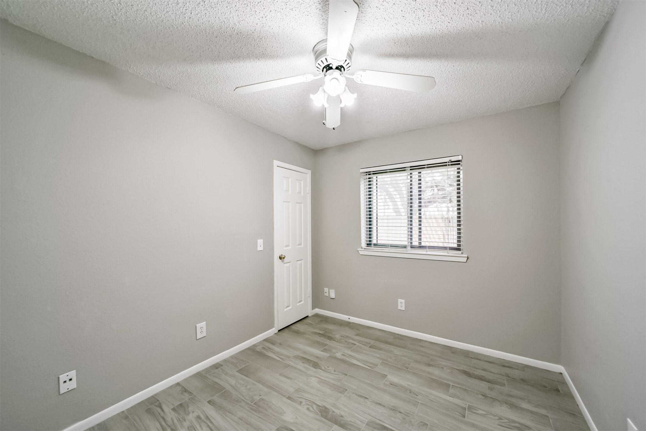 1613 Brook Meadow Drive Property Photo 13