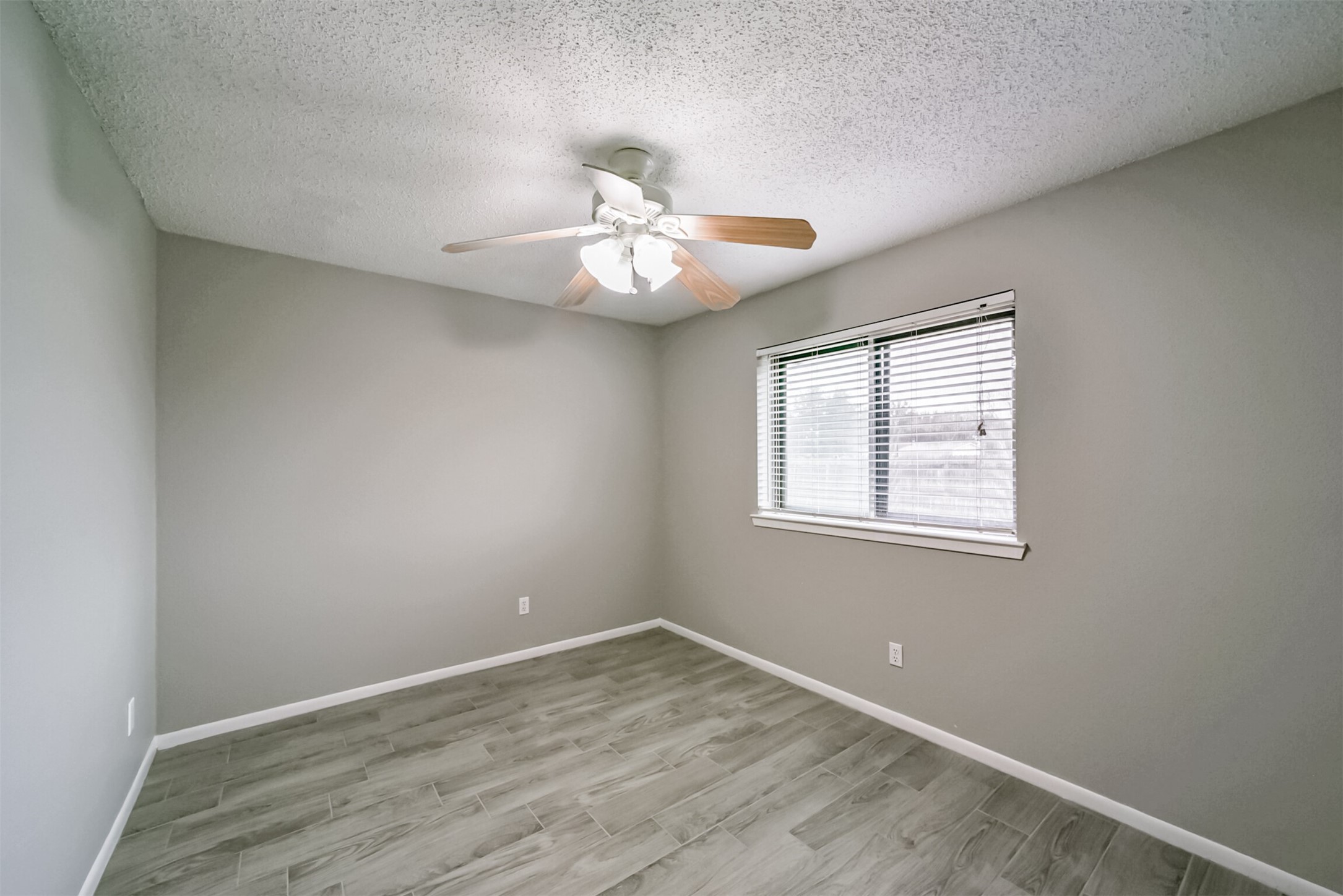 1613 Brook Meadow Drive Property Photo 15