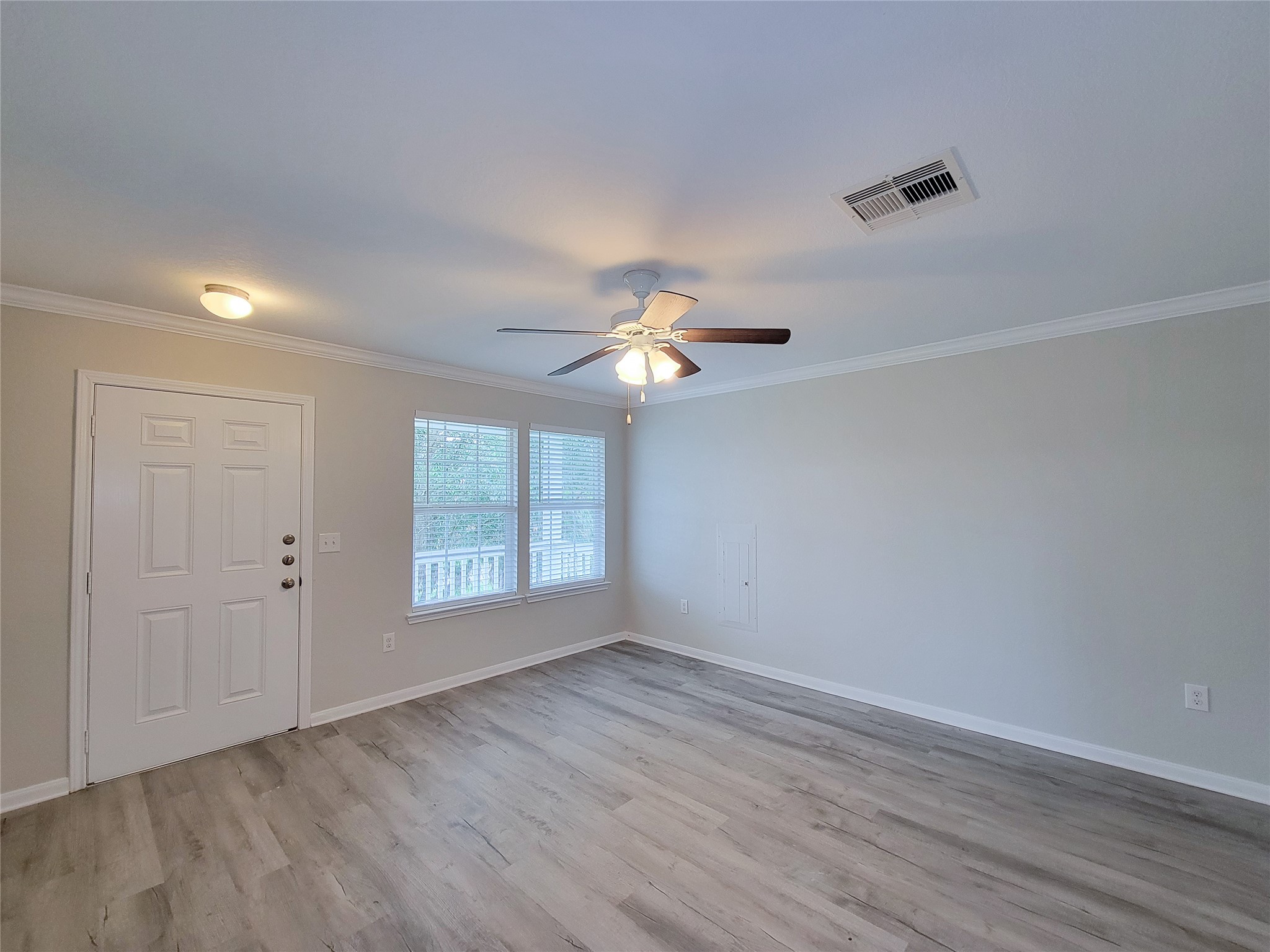 315 20th Property Photo 4