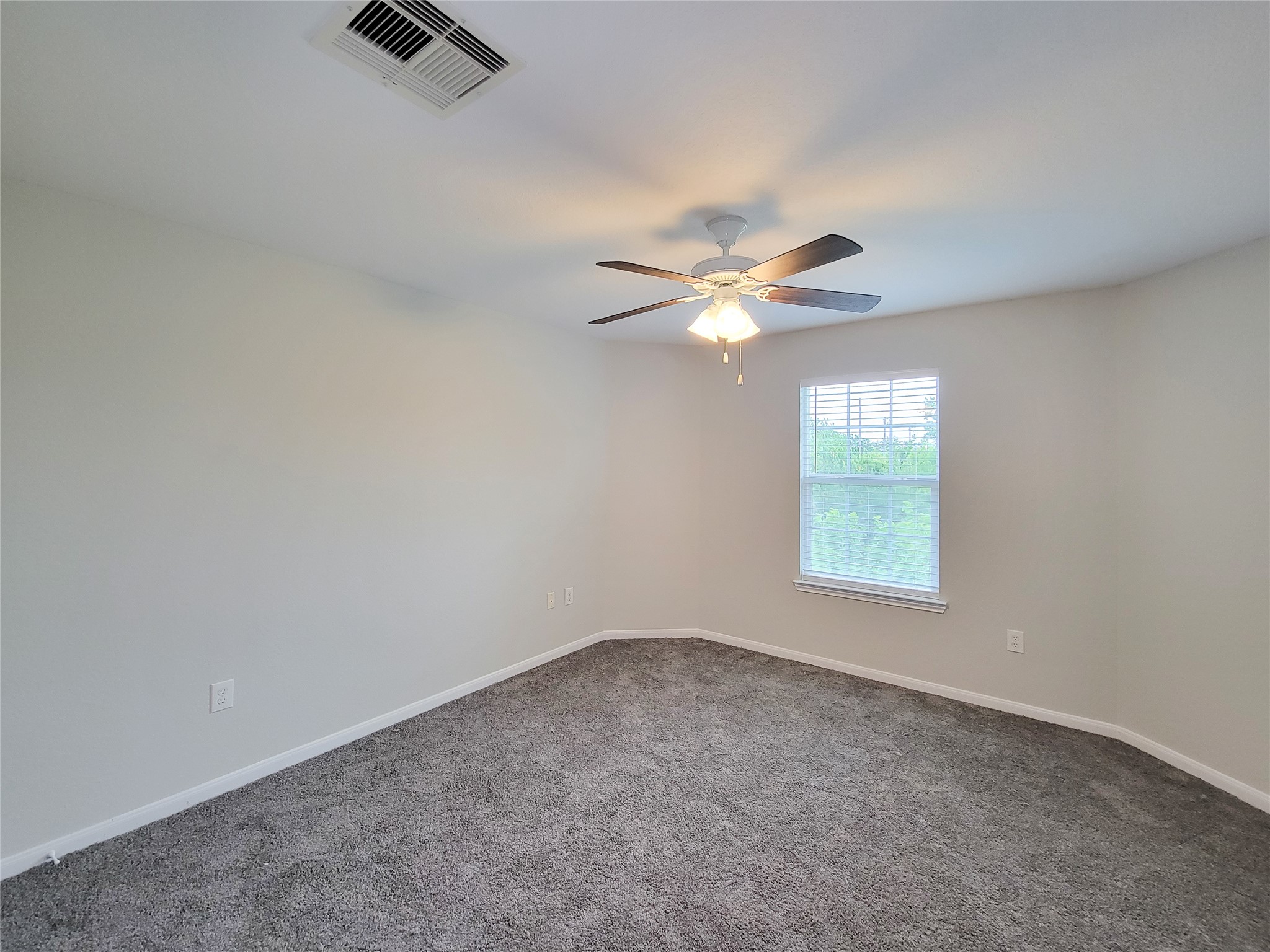 315 20th Property Photo 24