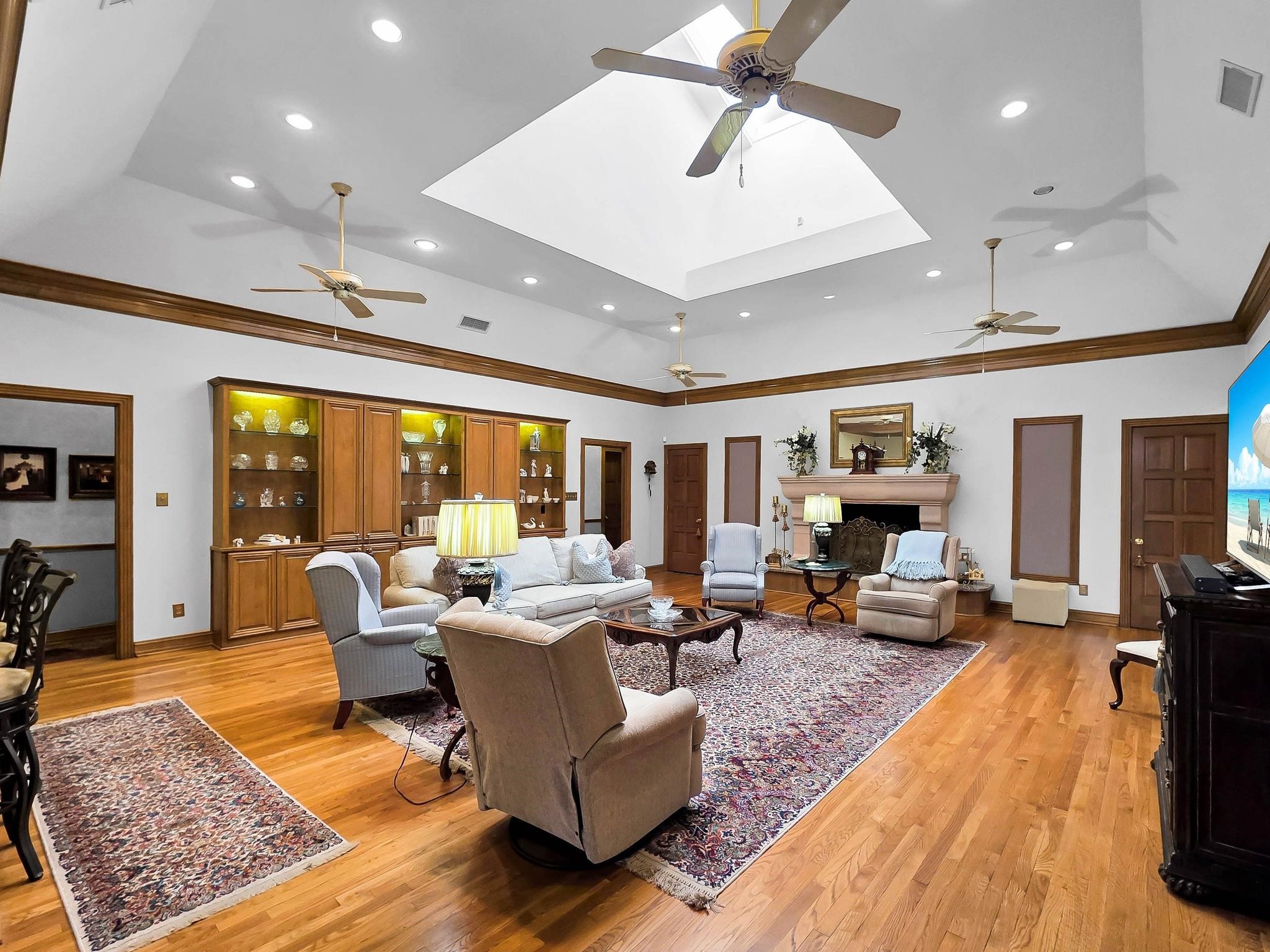 3 Bayou Bend Property Photo 9