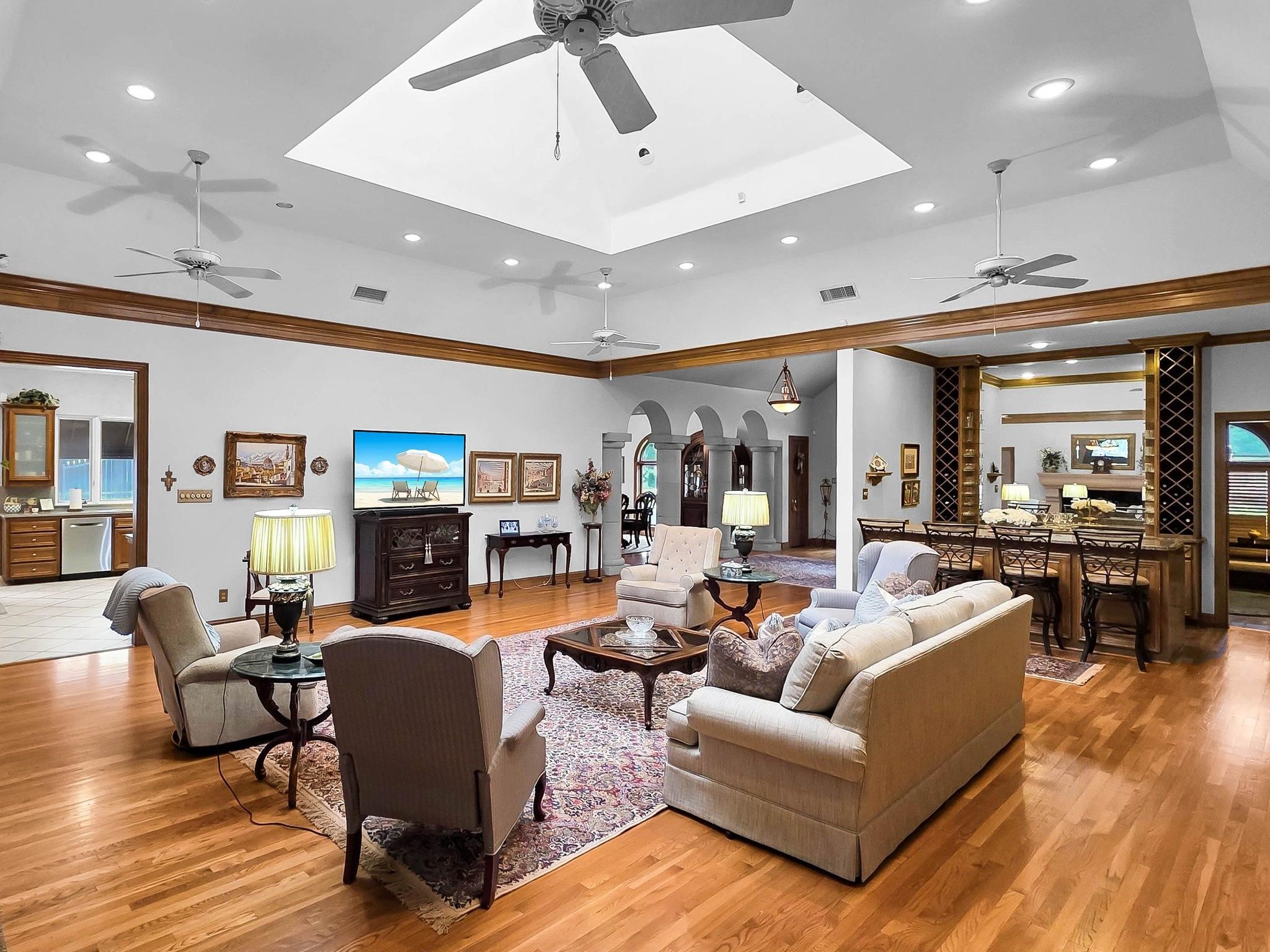 3 Bayou Bend Property Photo 11