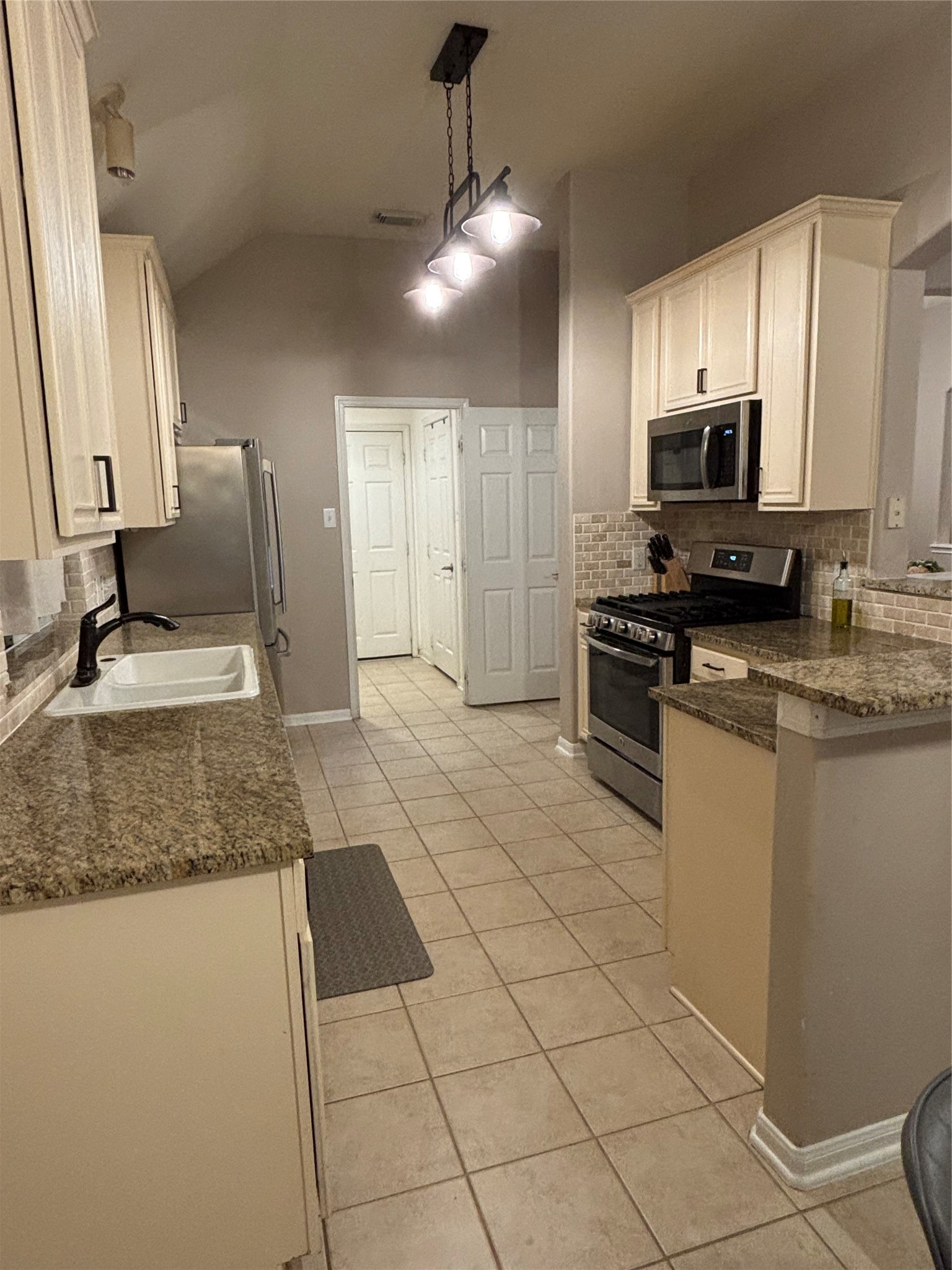 24423 Schivener House Lane Property Photo 10