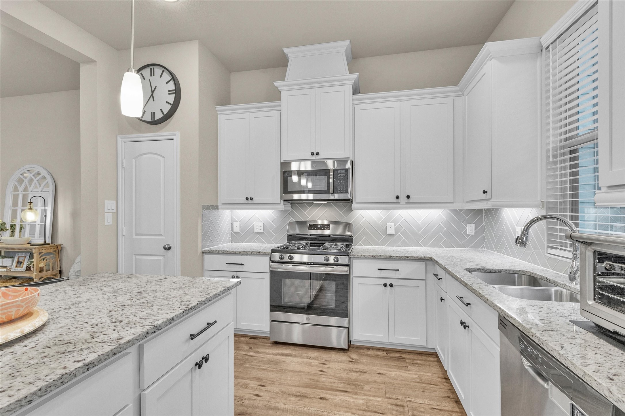 4314 Foggy Creek Lane Property Photo 17