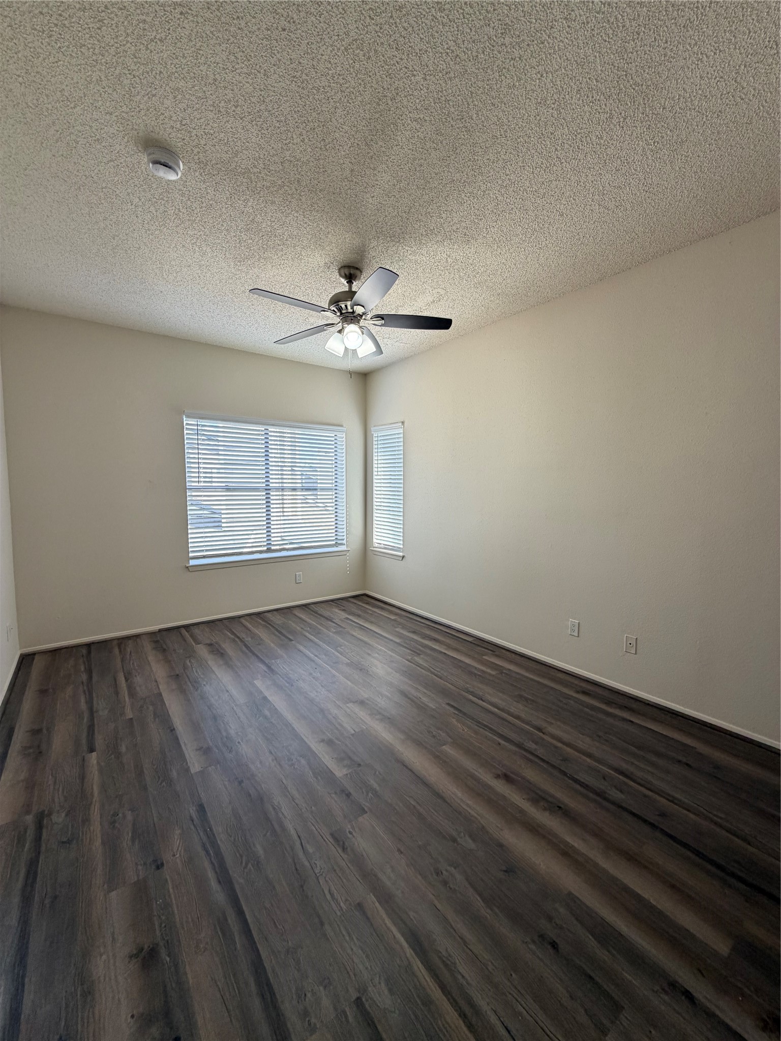 2710 Grants Lake Boulevard B4 Property Photo 5