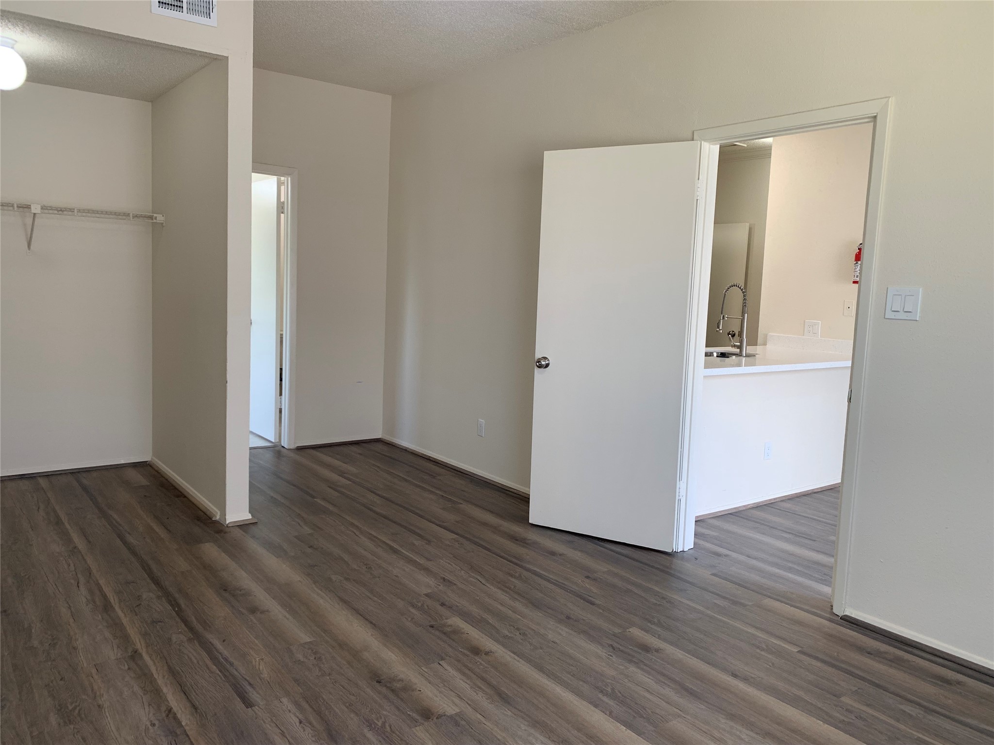 2710 Grants Lake Boulevard B4 Property Photo 12