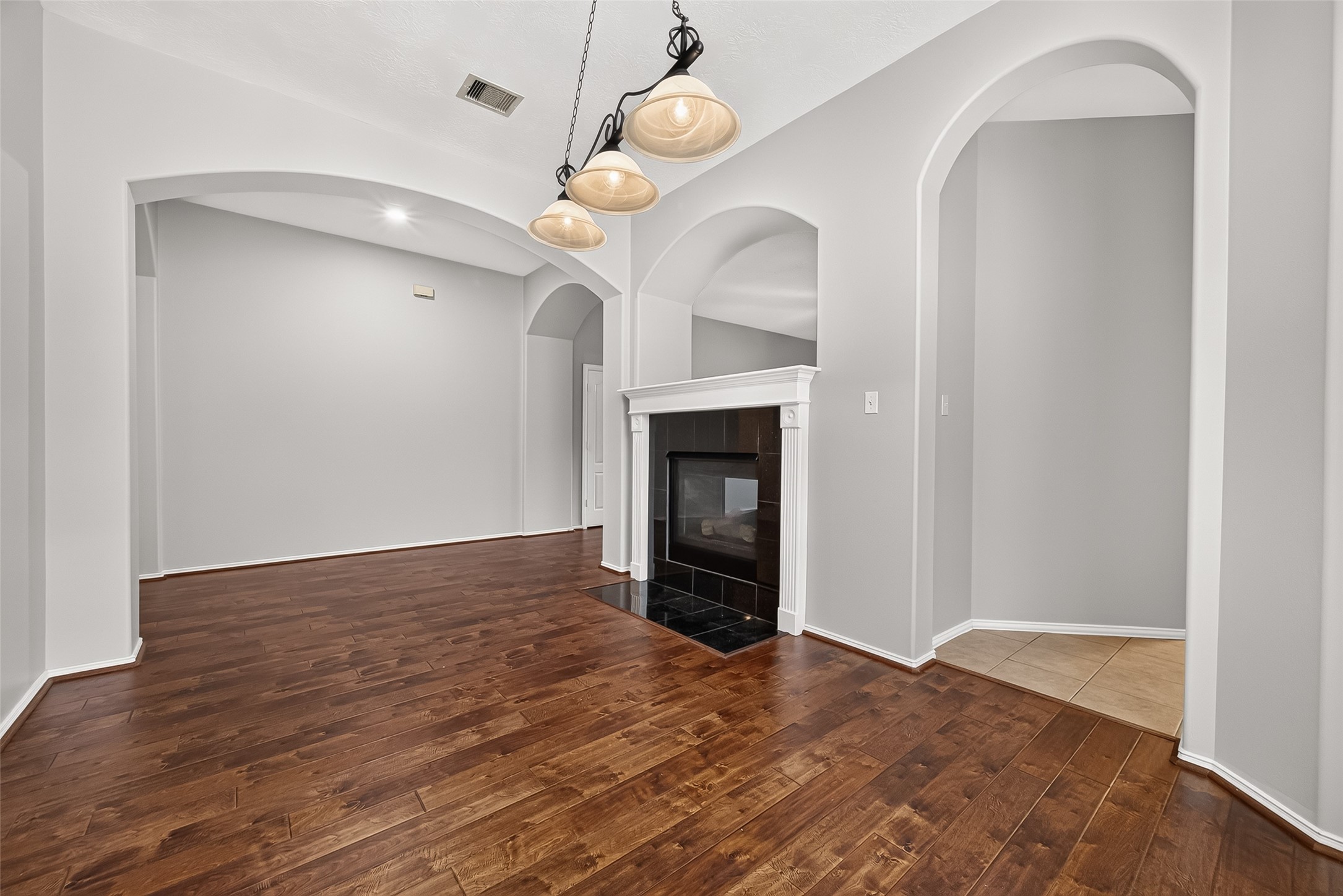 11915 Lois Lane Property Photo 6