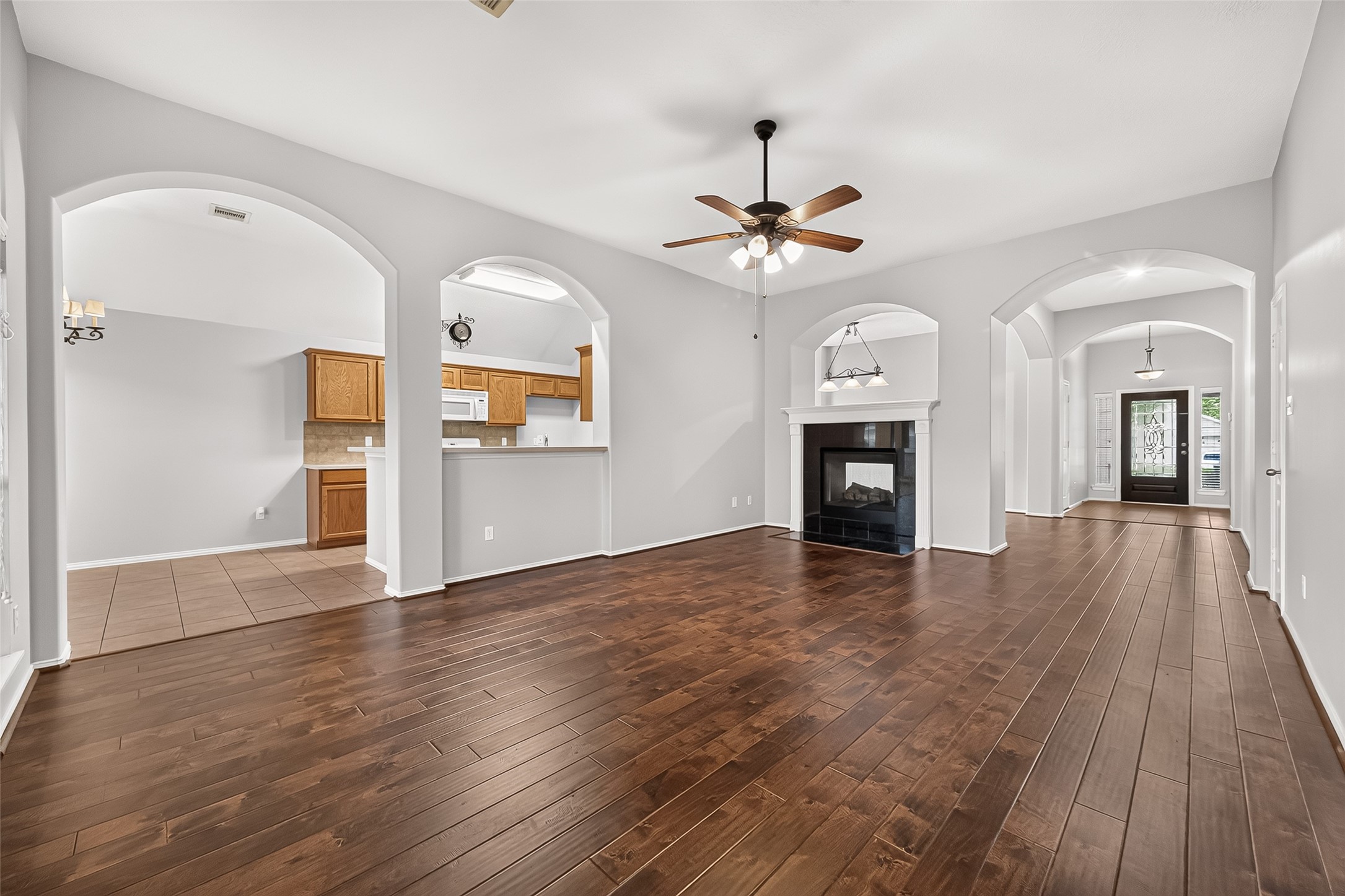 11915 Lois Lane Property Photo 8