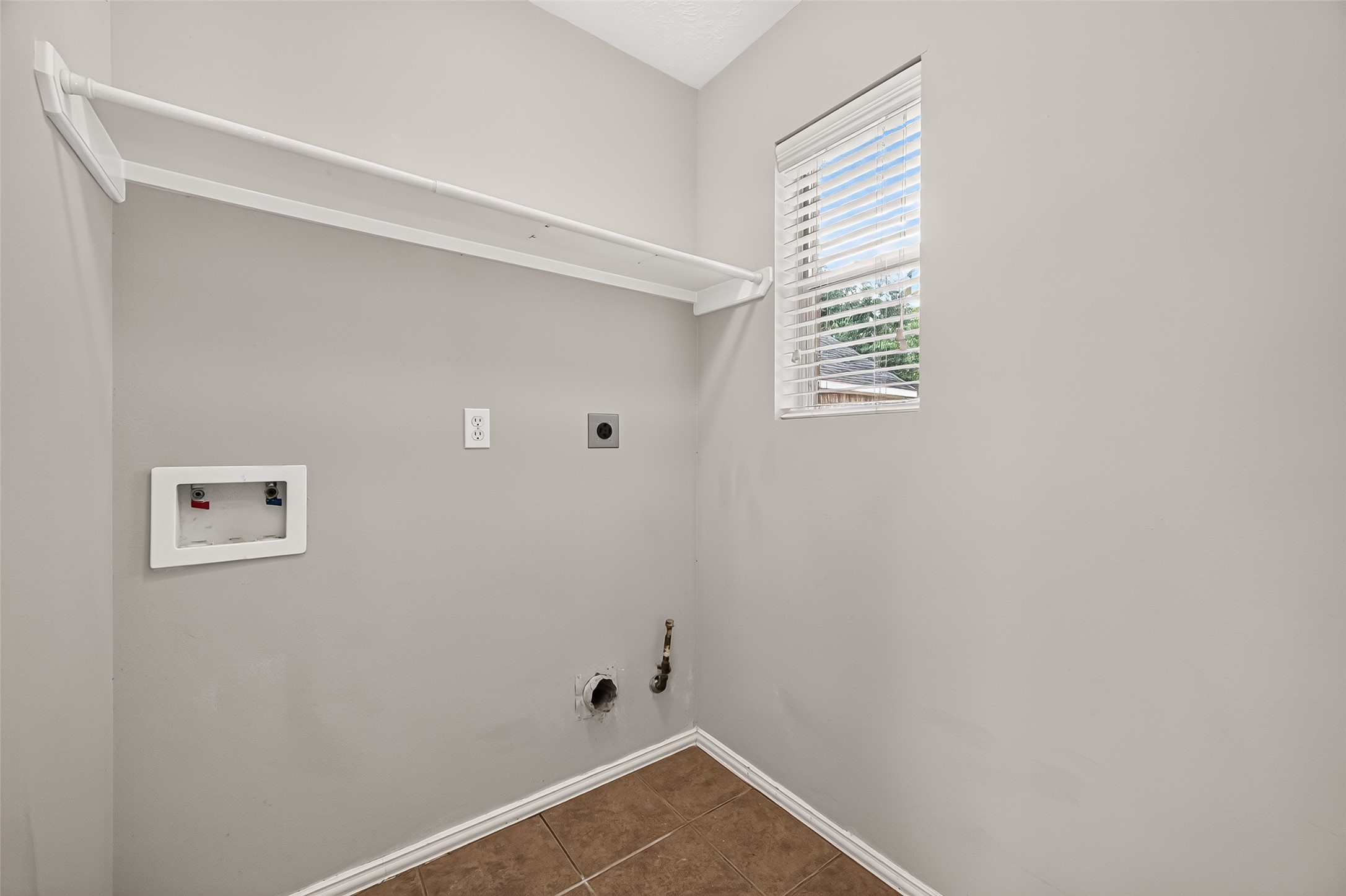 11915 Lois Lane Property Photo 19