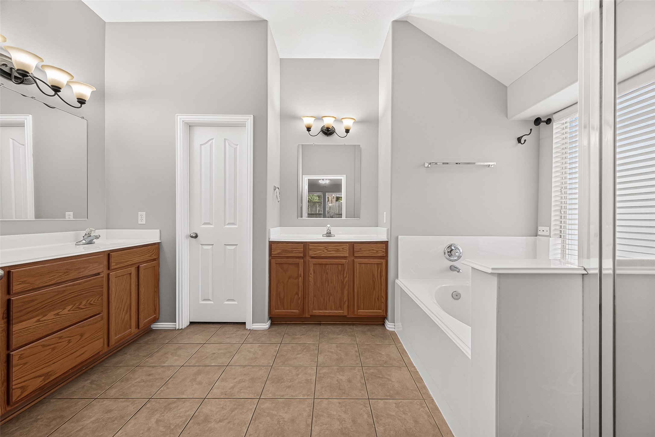 11915 Lois Lane Property Photo 30