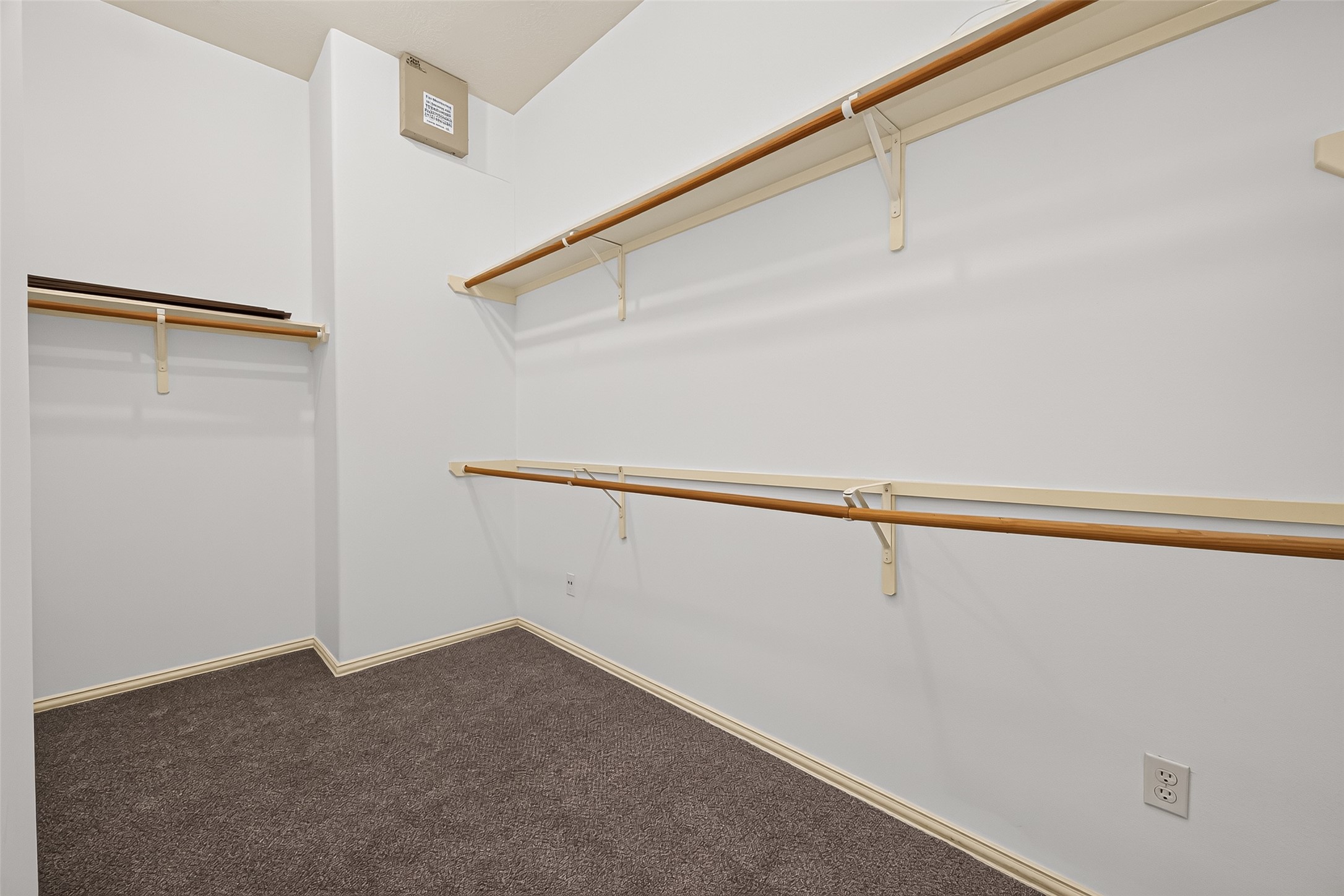 11915 Lois Lane Property Photo 37