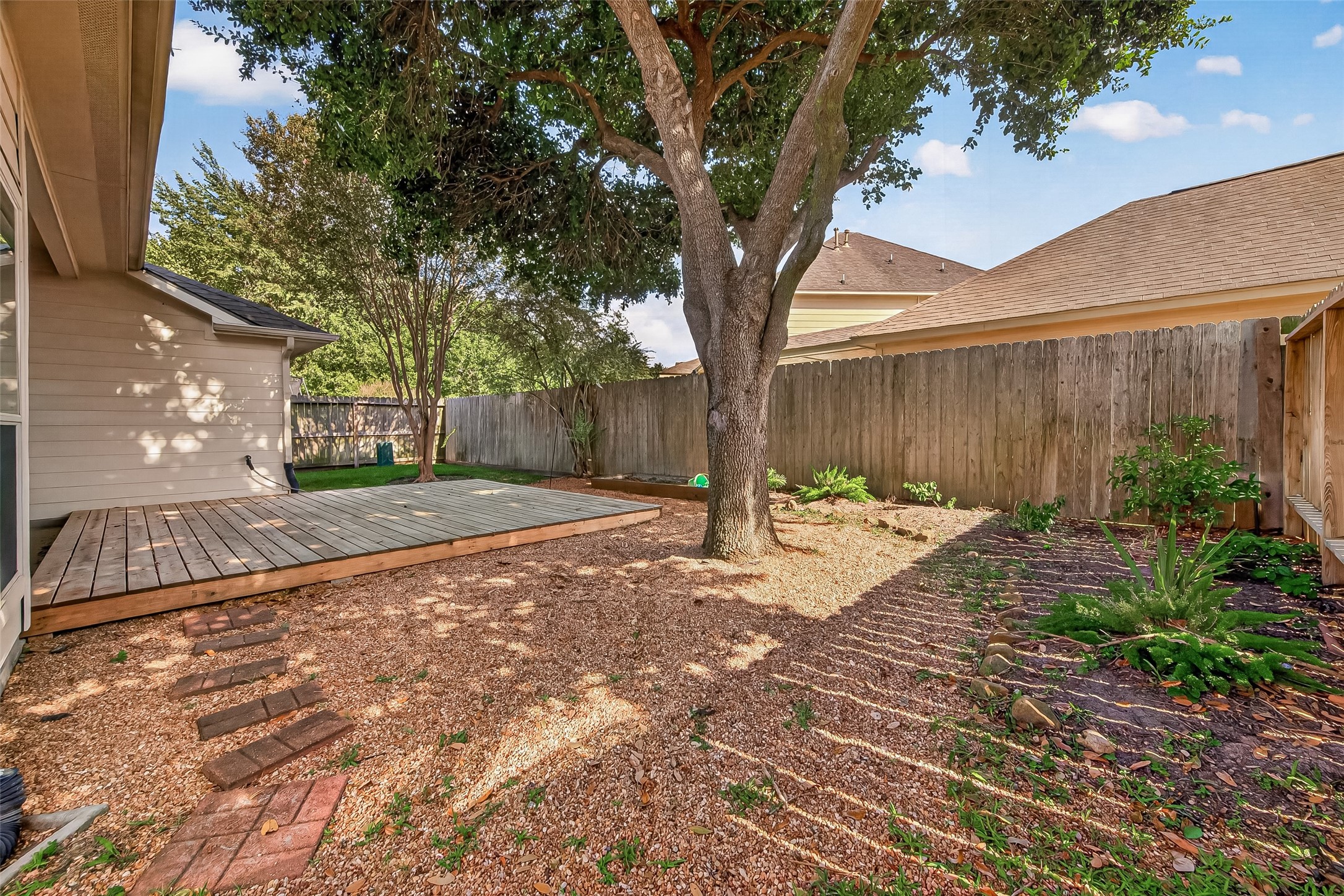 11915 Lois Lane Property Photo 38