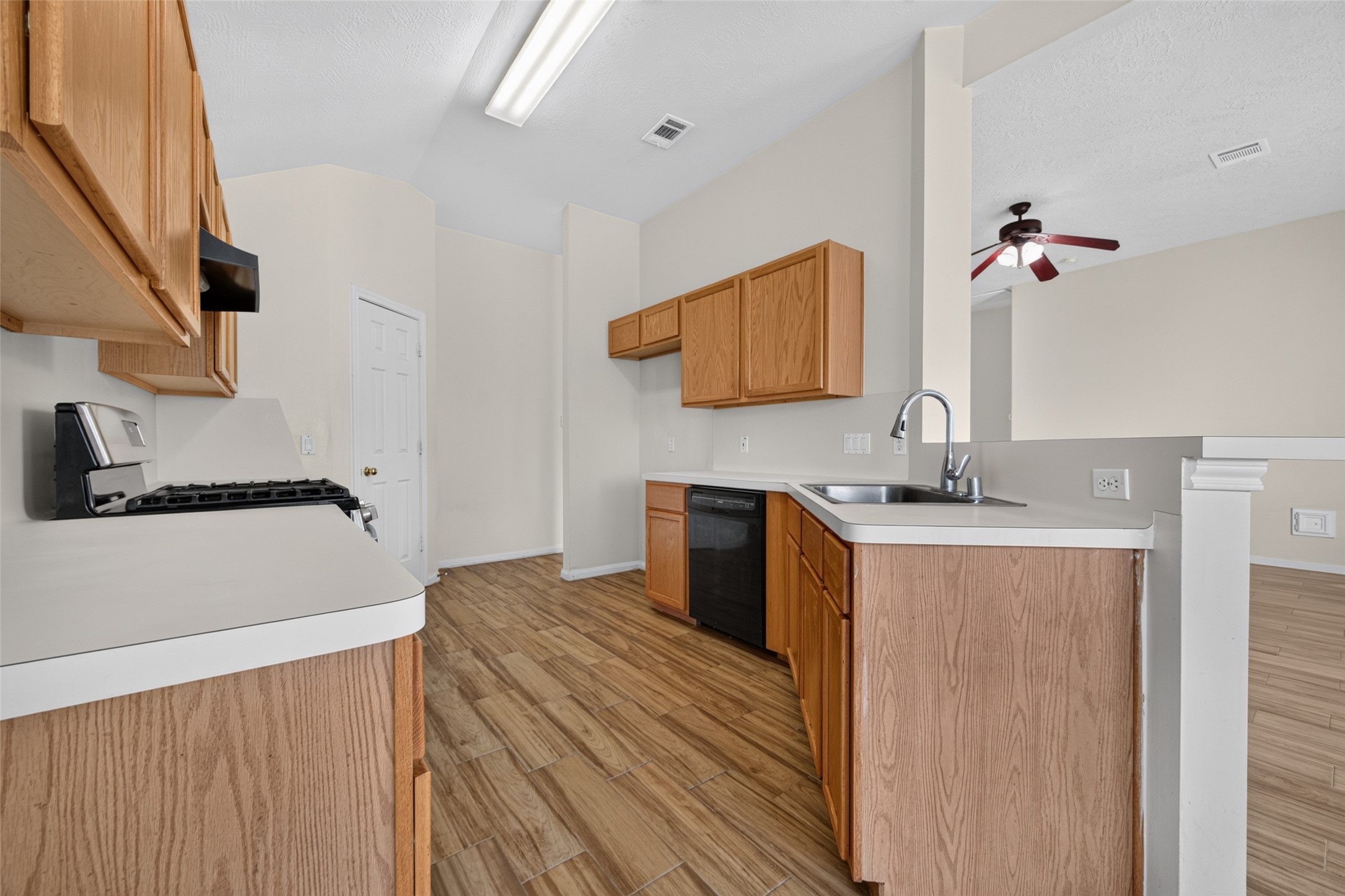 1706 Teal Run Place Drive Property Photo 19