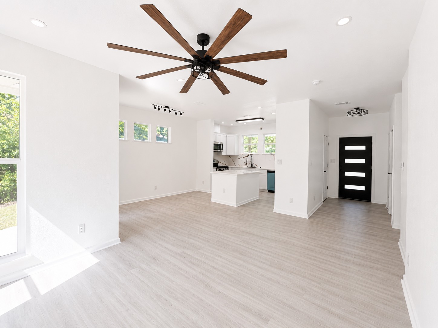 1010 Linden Street Property Photo 16