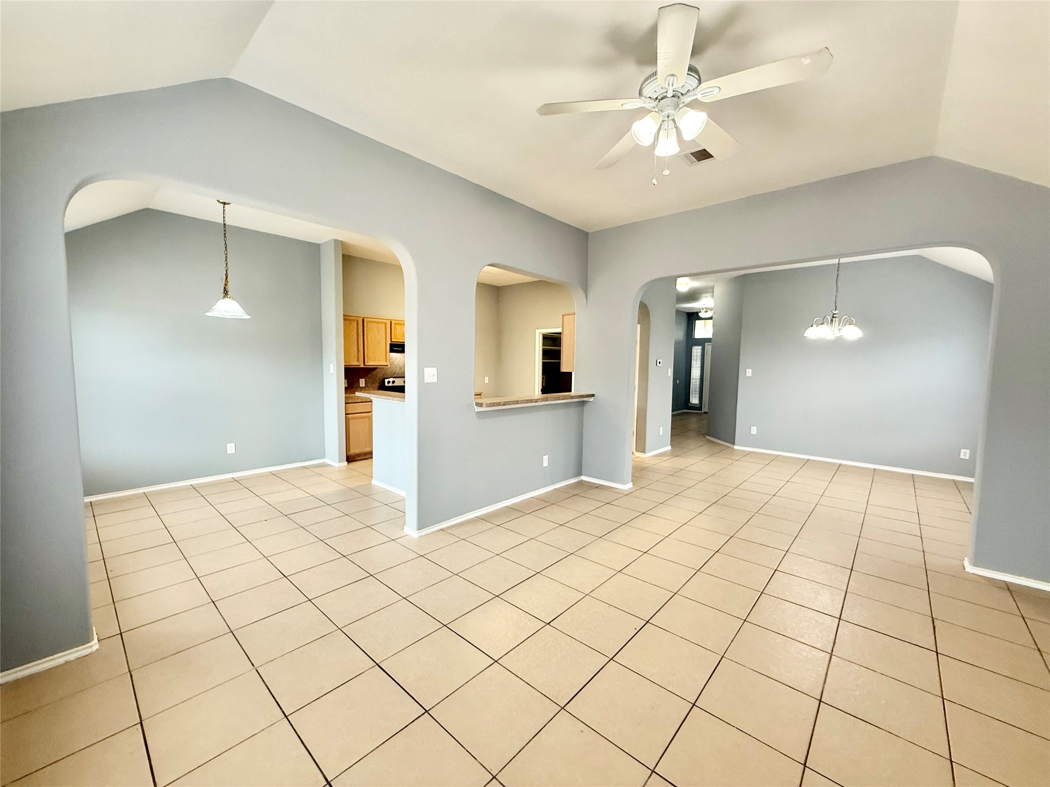 4007 E Teal Estates Circle Property Photo 3