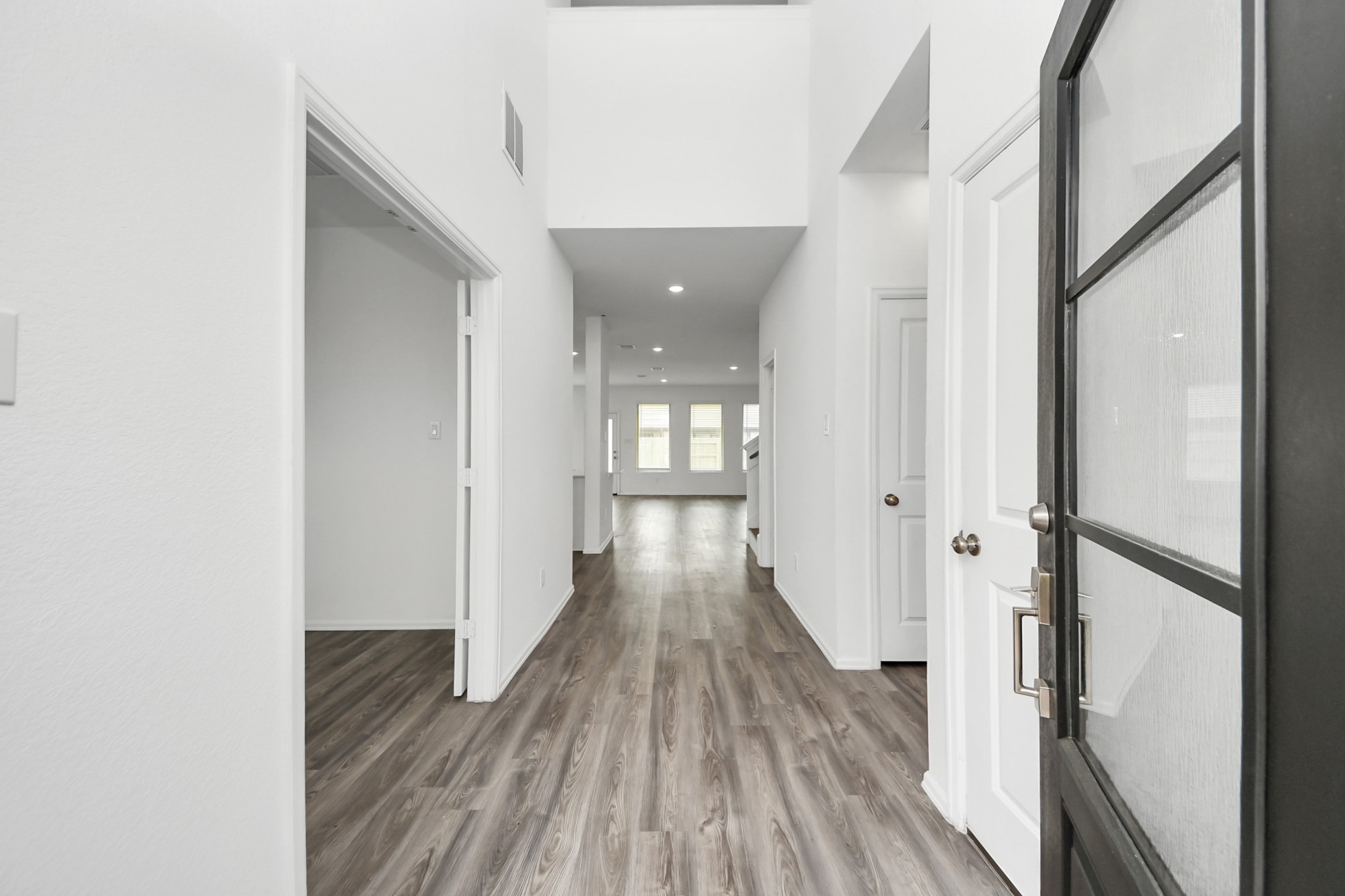 3815 Moss Hill Road Property Photo 3