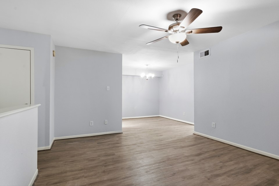 2744 Briarhurst Drive 49 Property Photo 12