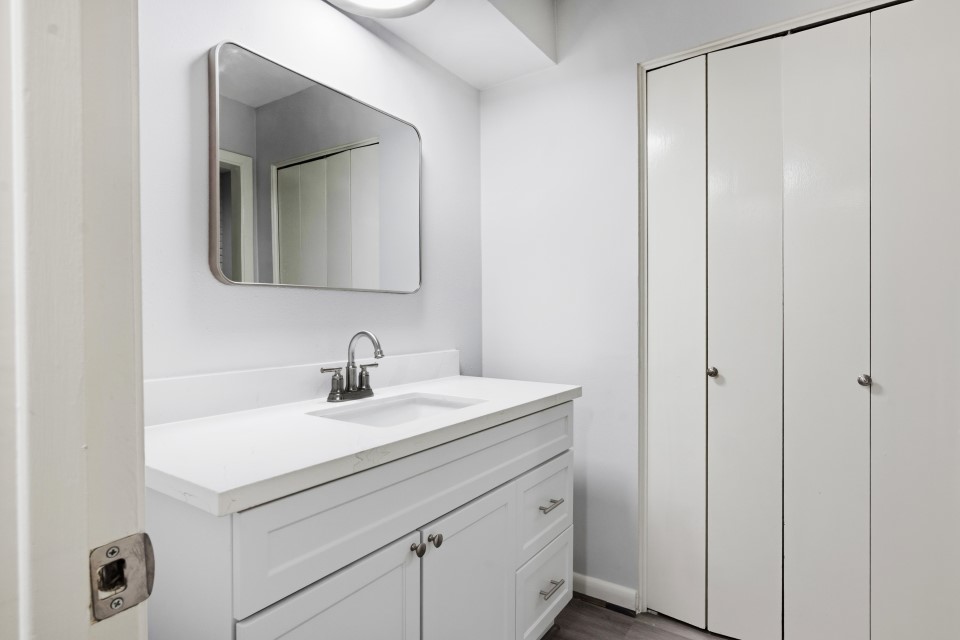 2744 Briarhurst Drive 49 Property Photo 15