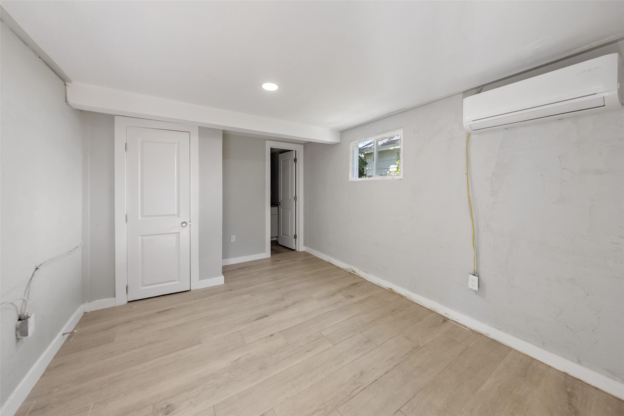 213 Caplin Street Property Photo 6