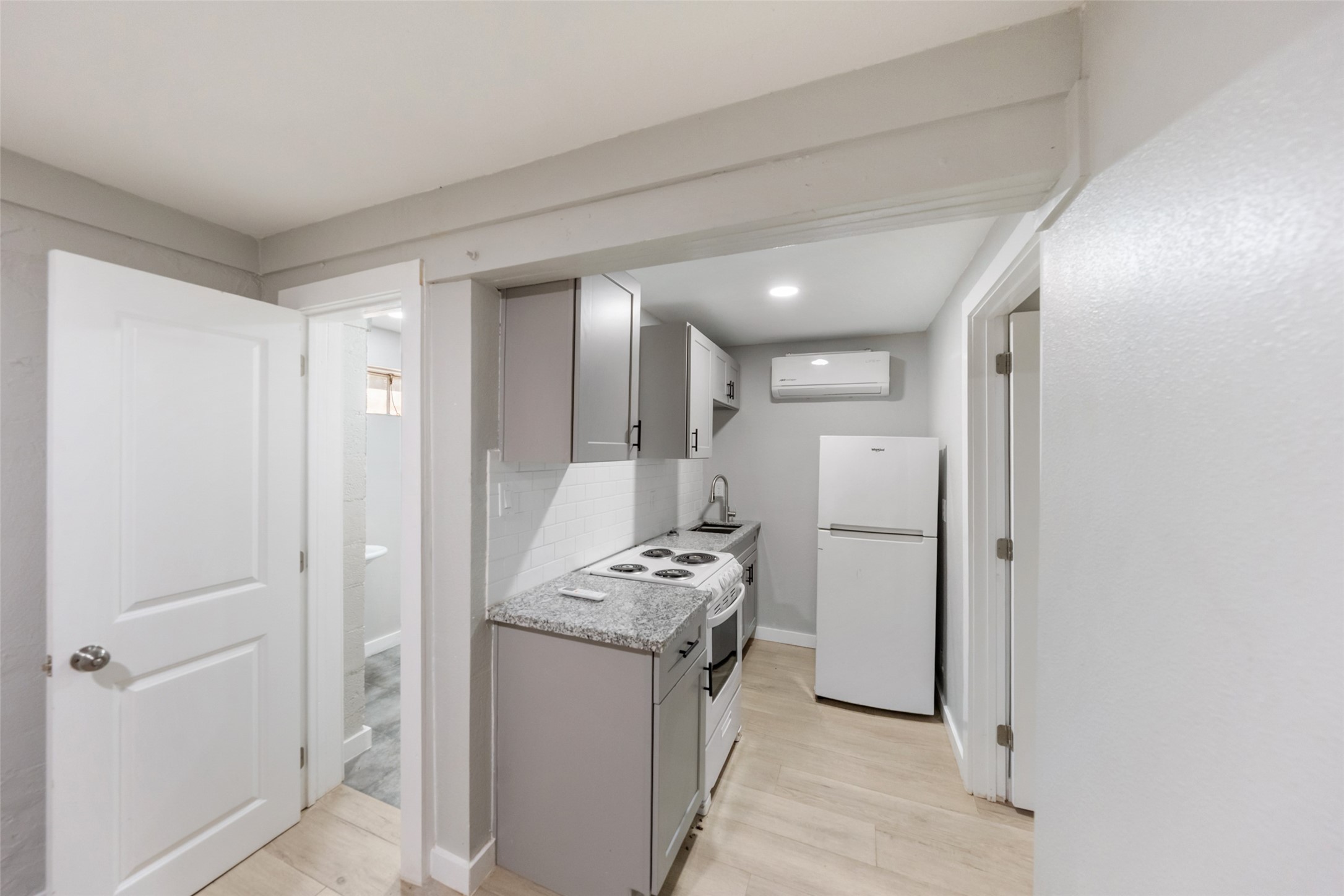 213 Caplin Street Property Photo 10