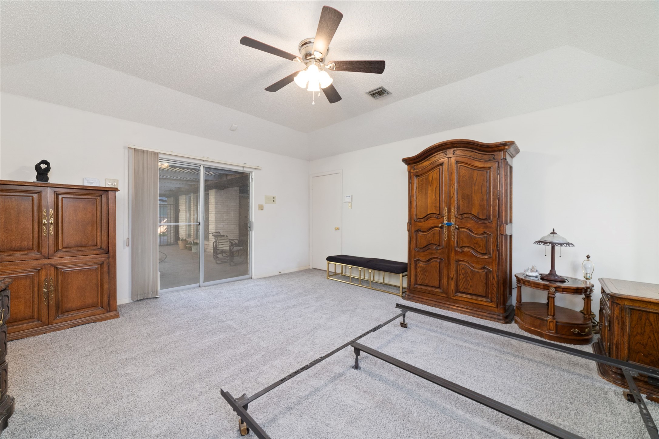 3826 Pleasant Valley Drive Property Photo 19