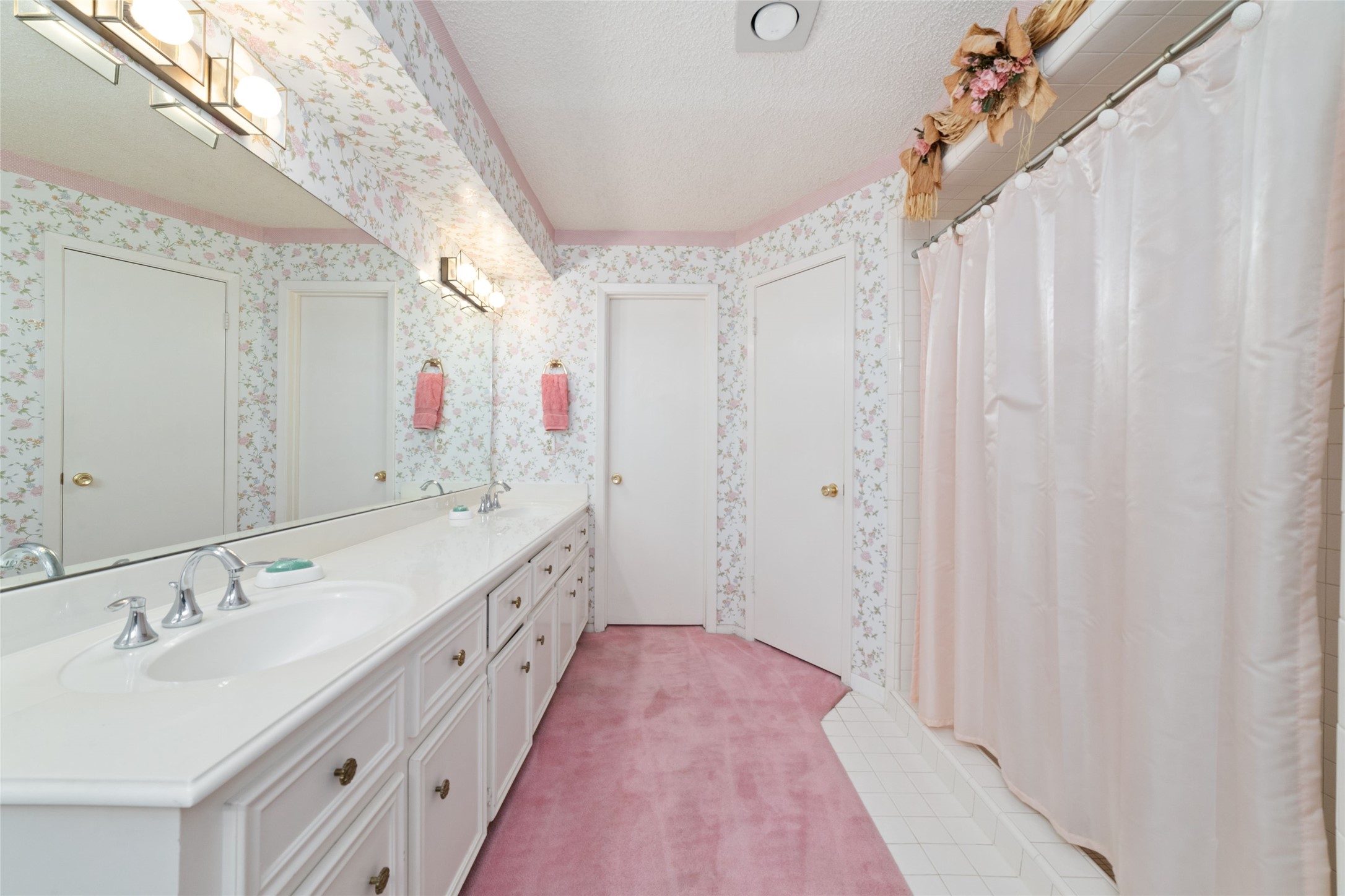 3826 Pleasant Valley Drive Property Photo 20