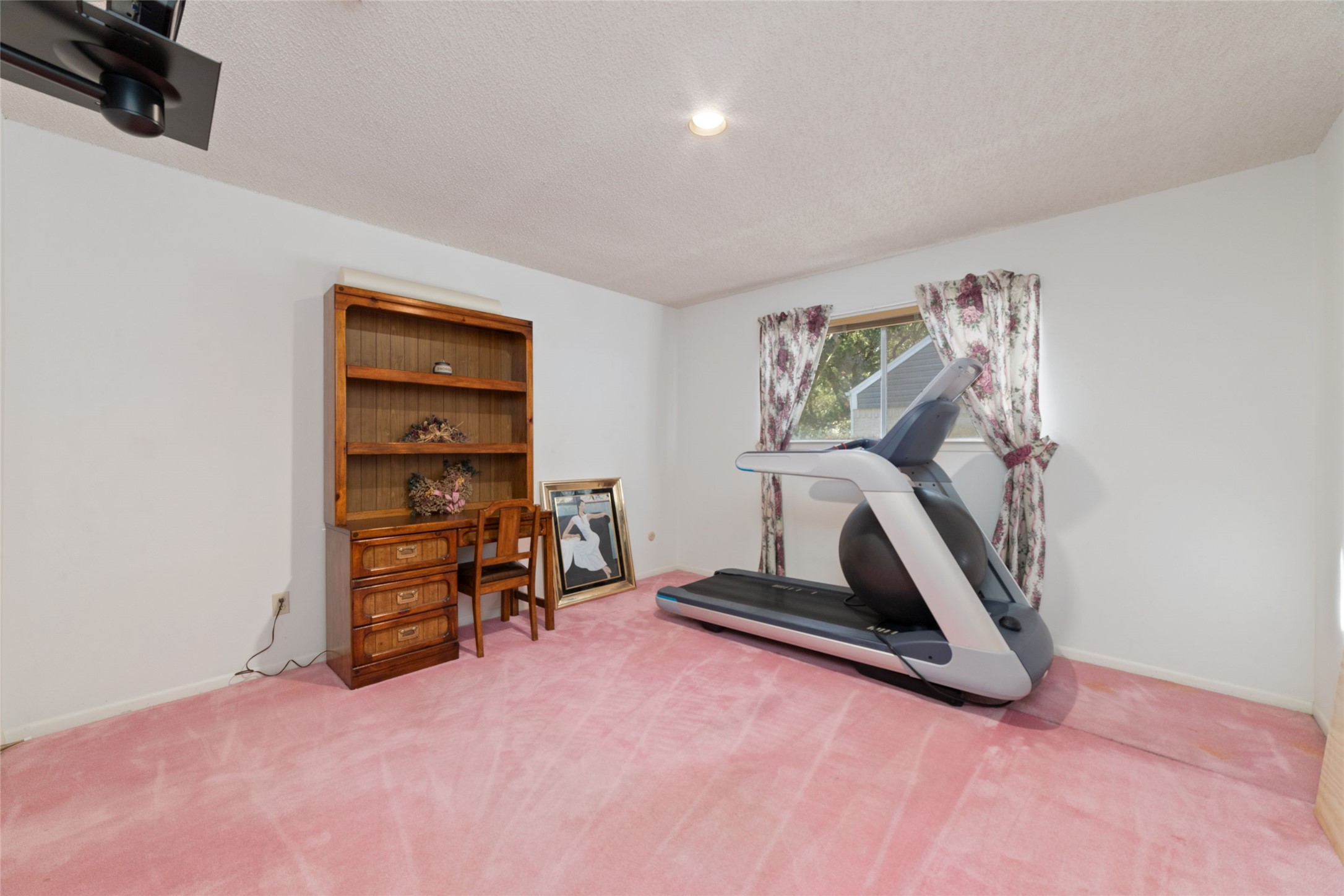 3826 Pleasant Valley Drive Property Photo 23