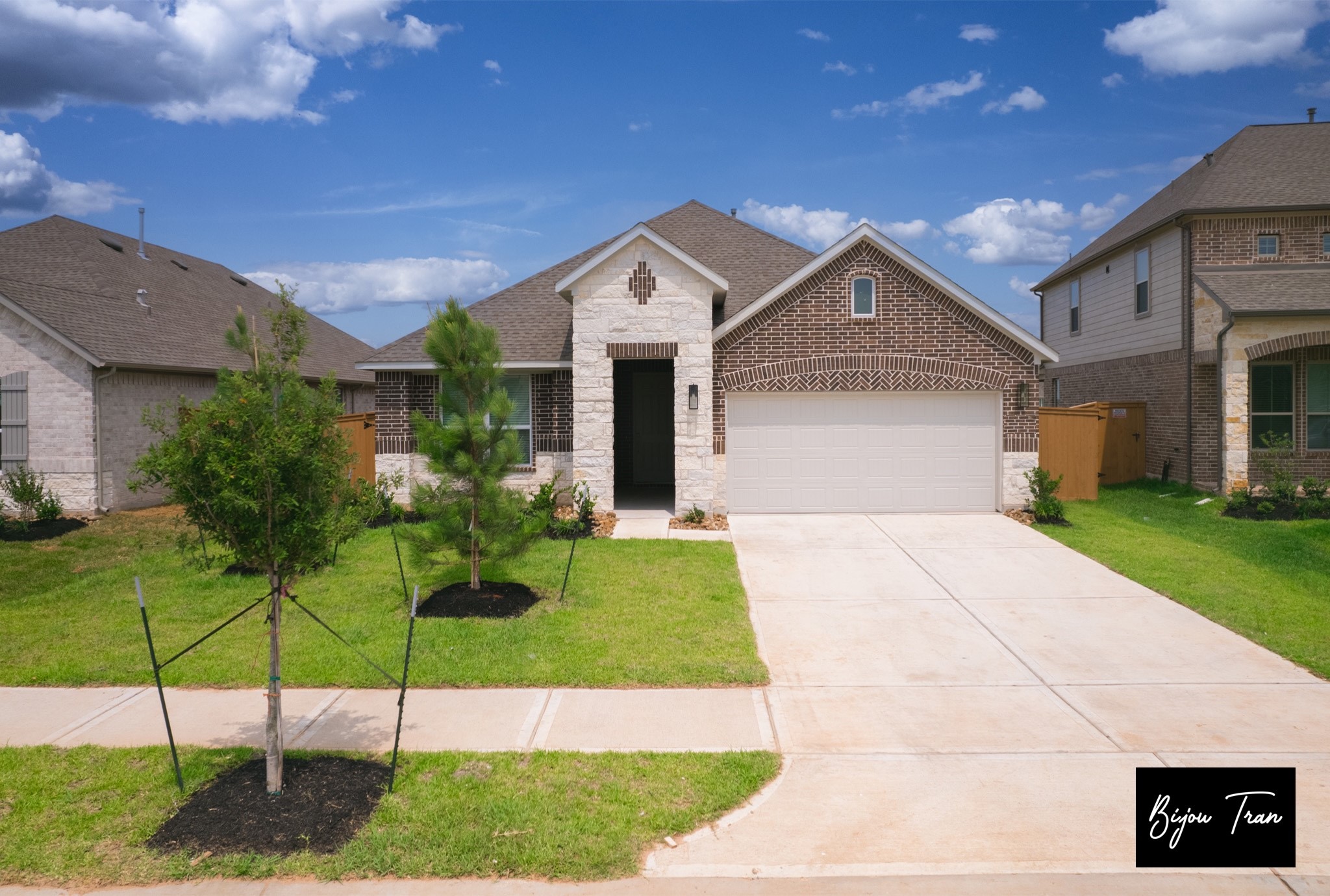 1728 Daylight Lake Drive Property Photo 2