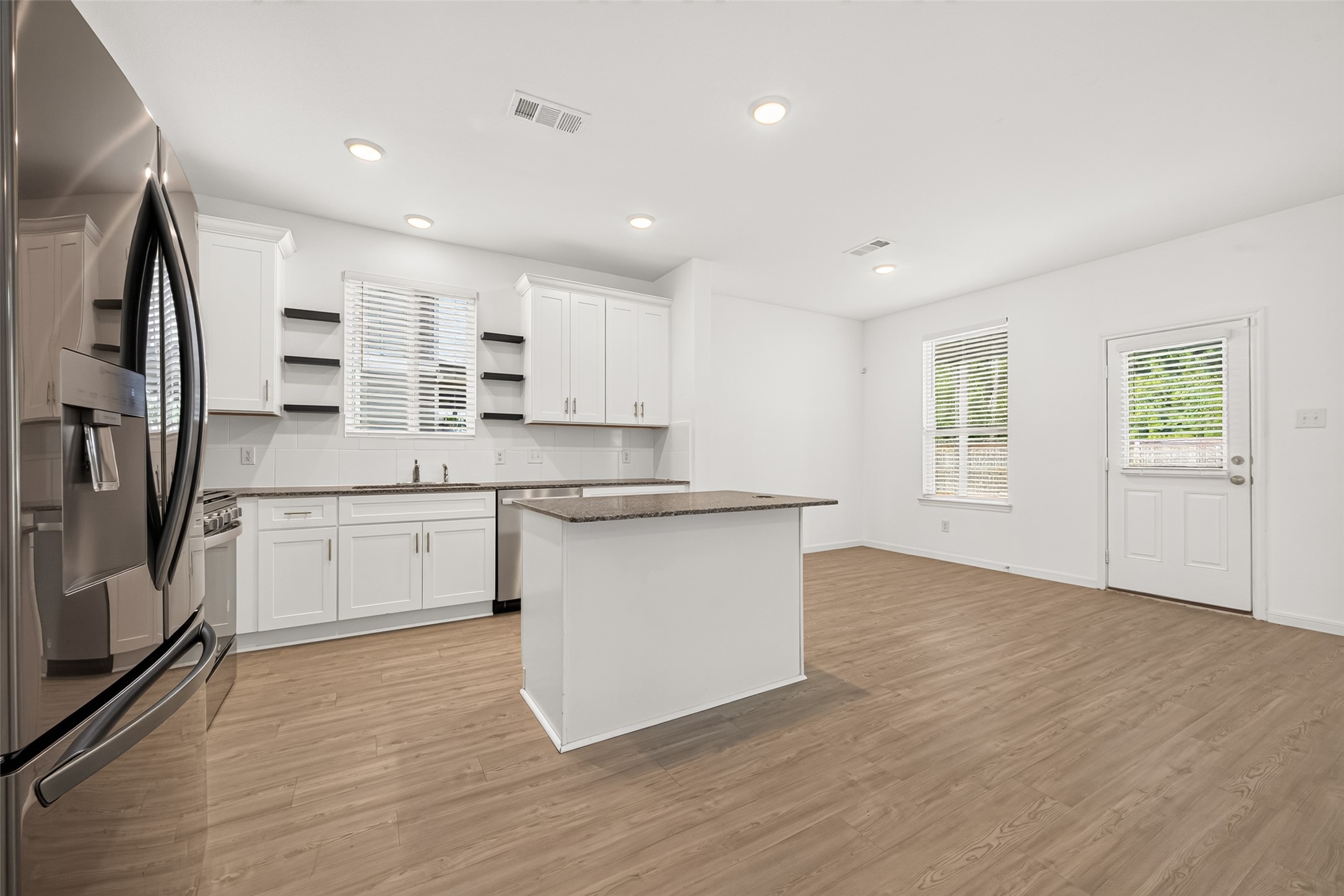 24500 Canyon Strata Lane Property Photo 10