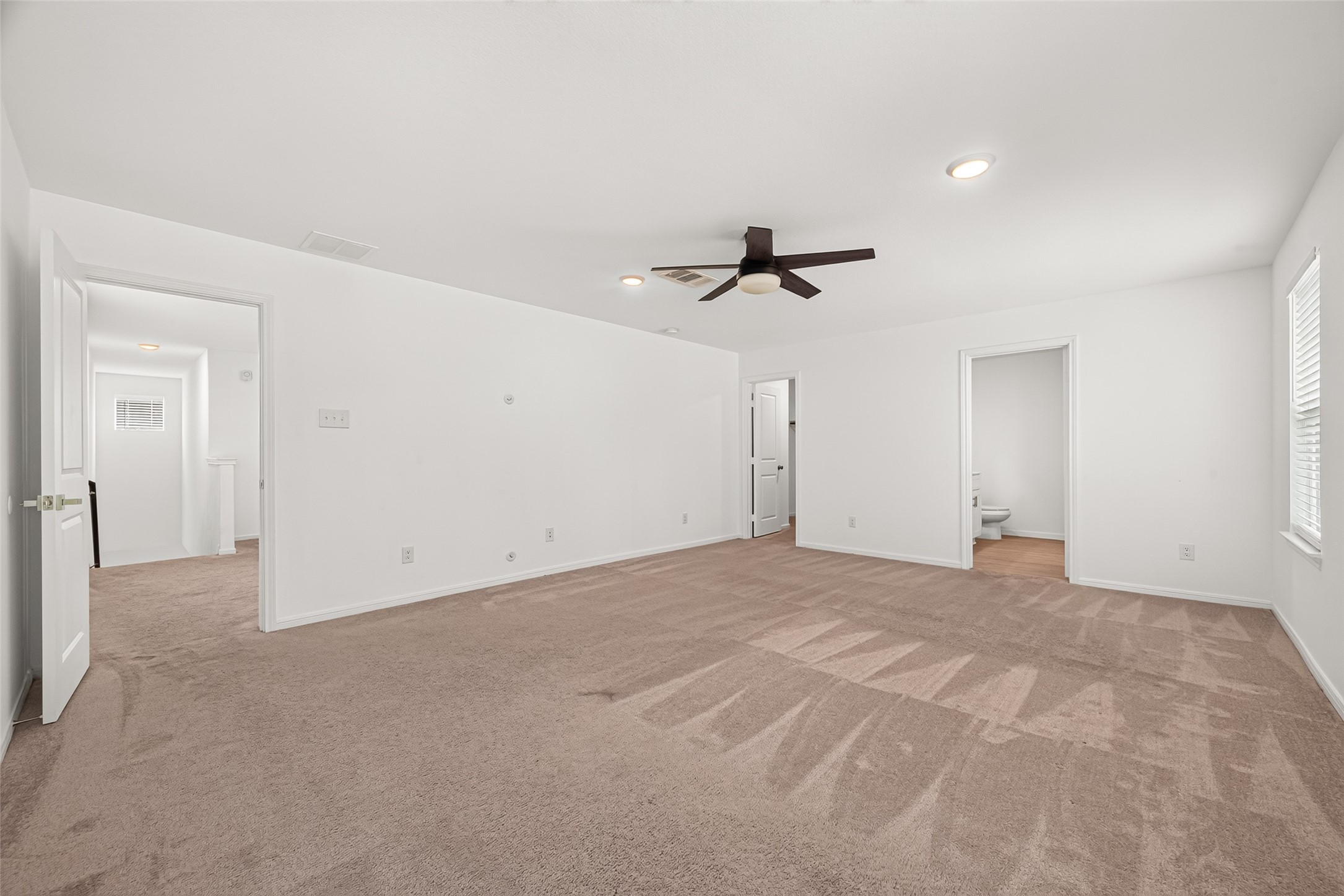 24500 Canyon Strata Lane Property Photo 16