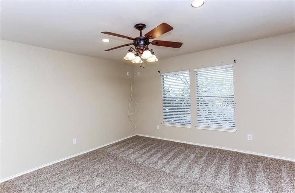 730 Redwing Place Drive Property Photo 16
