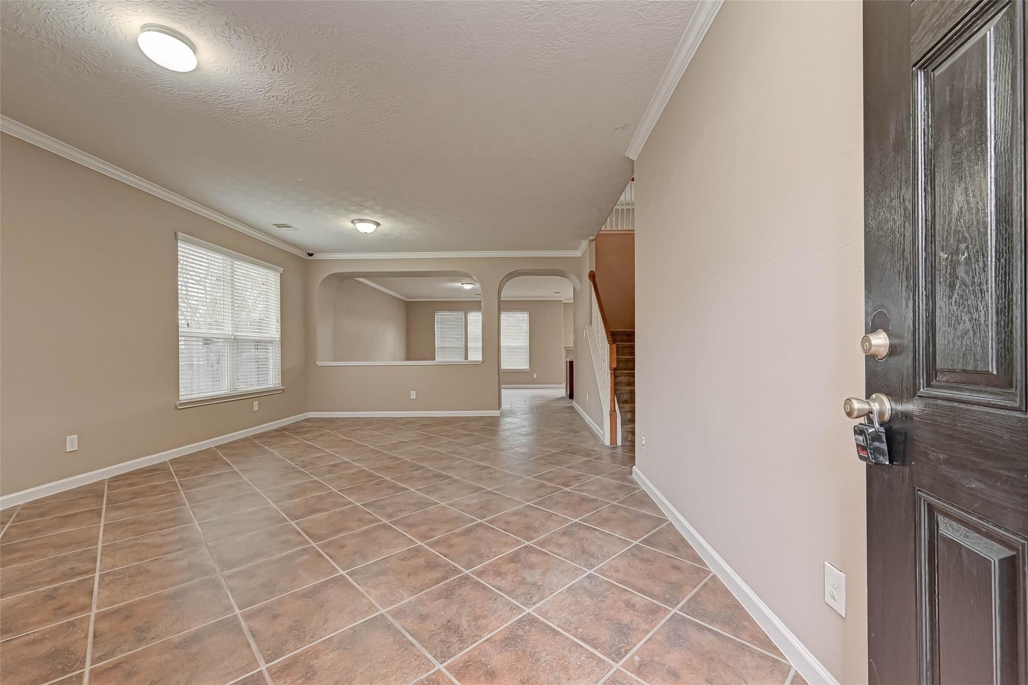 2914 Legends Knoll Drive Property Photo 9