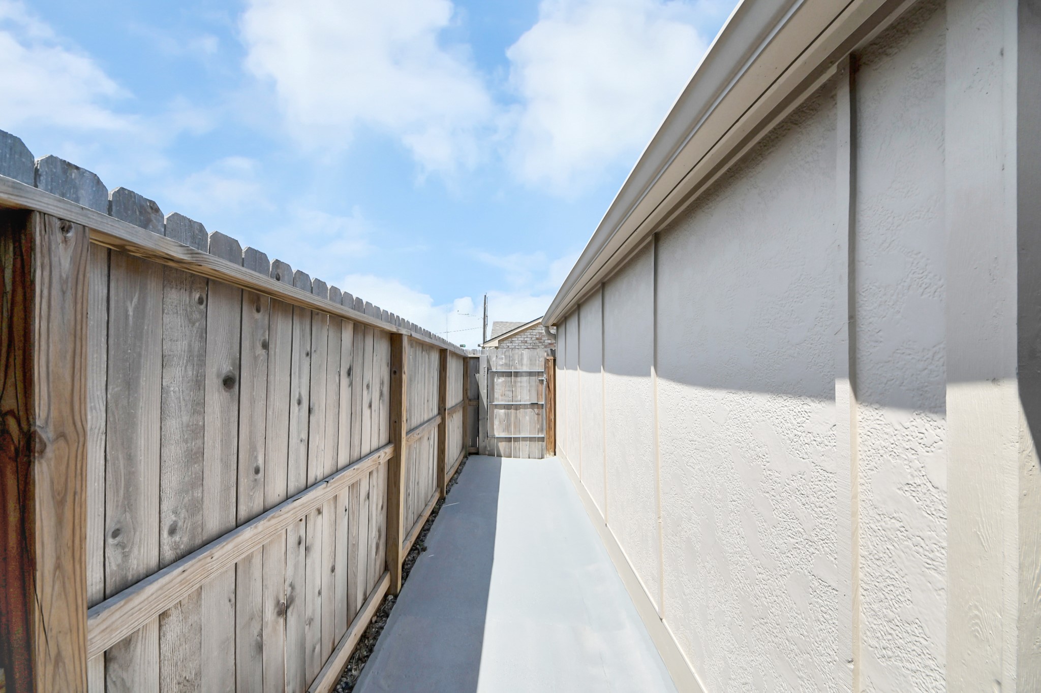 18 Barcelona Court Property Photo 18