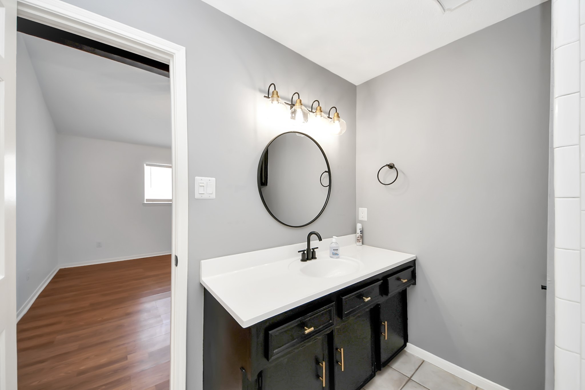 18 Barcelona Court Property Photo 29