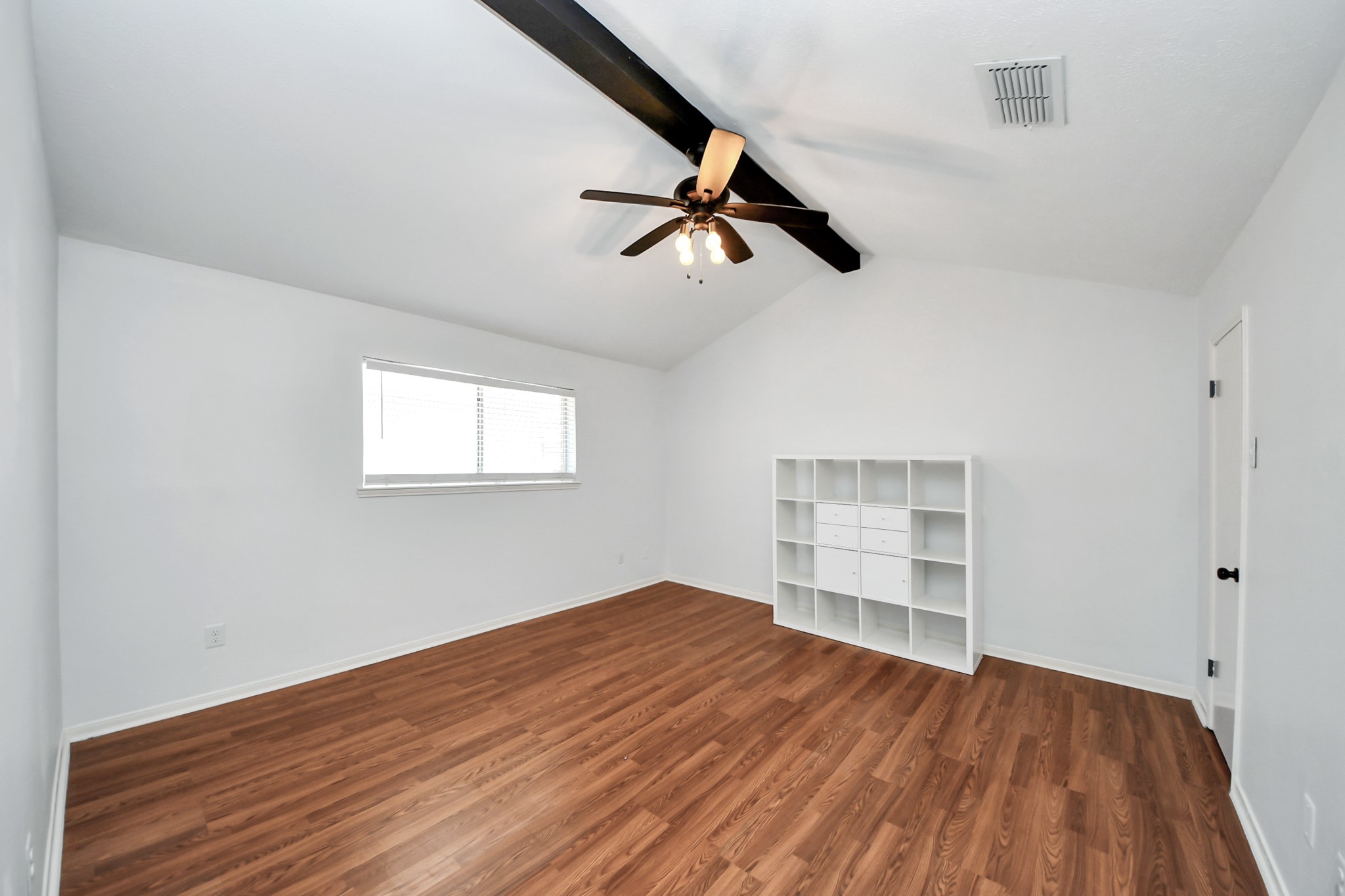 18 Barcelona Court Property Photo 32