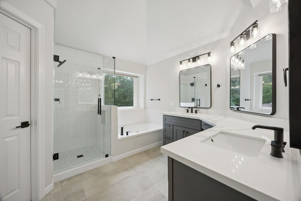 18302 Fernbluff Drive Property Photo 20