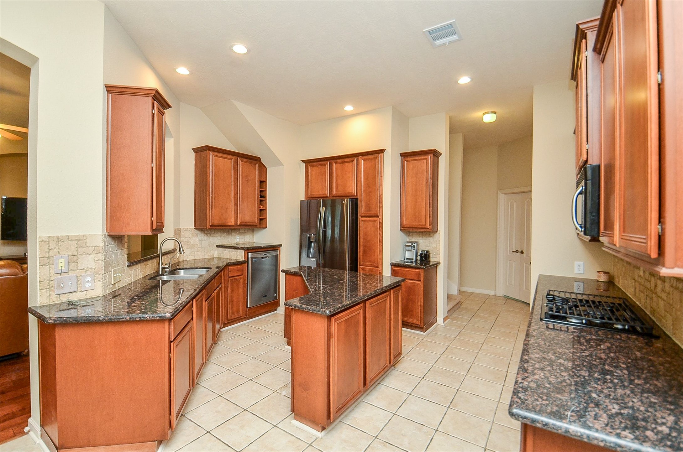 21211 Dover Park Lane Property Photo 11