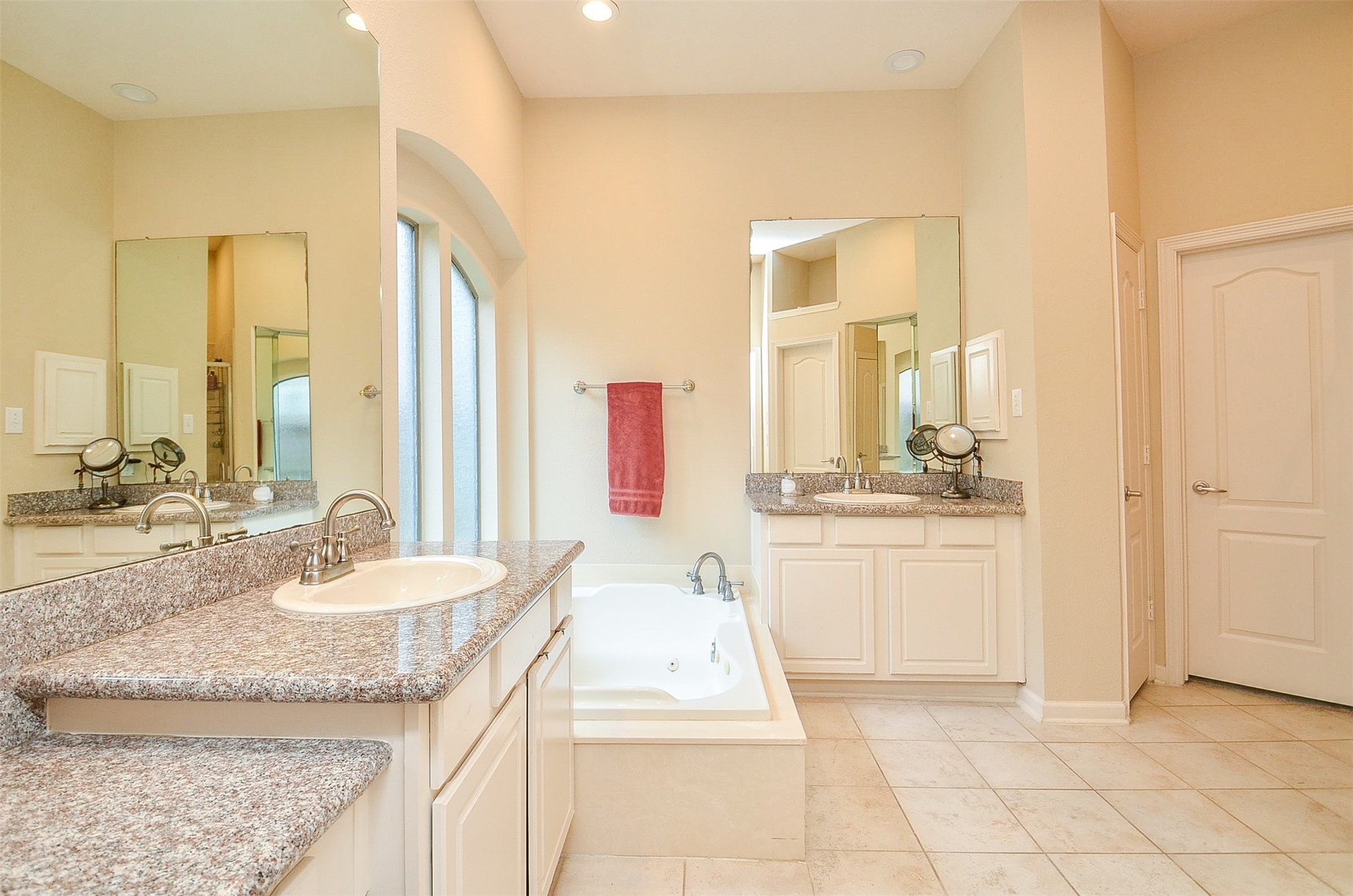 21211 Dover Park Lane Property Photo 14