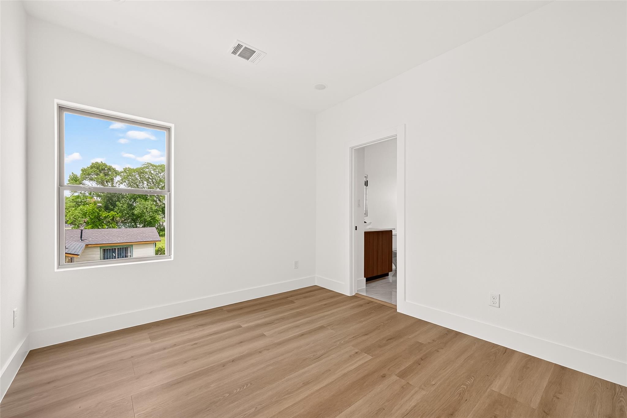 7422 Maxroy Street, Houston Tx 77088 Property Photo 30
