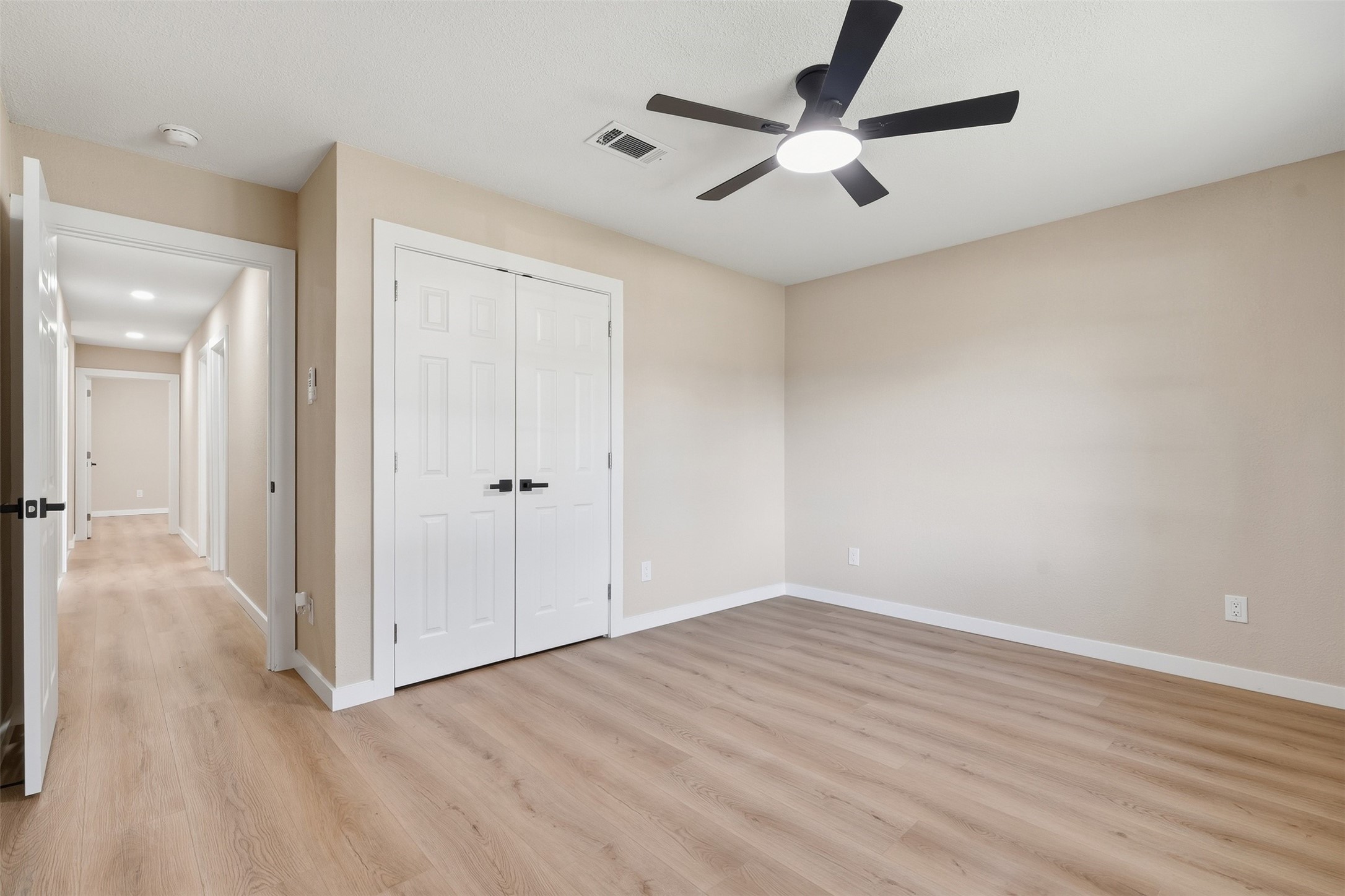 8902 Winding River Drive Property Photo 21