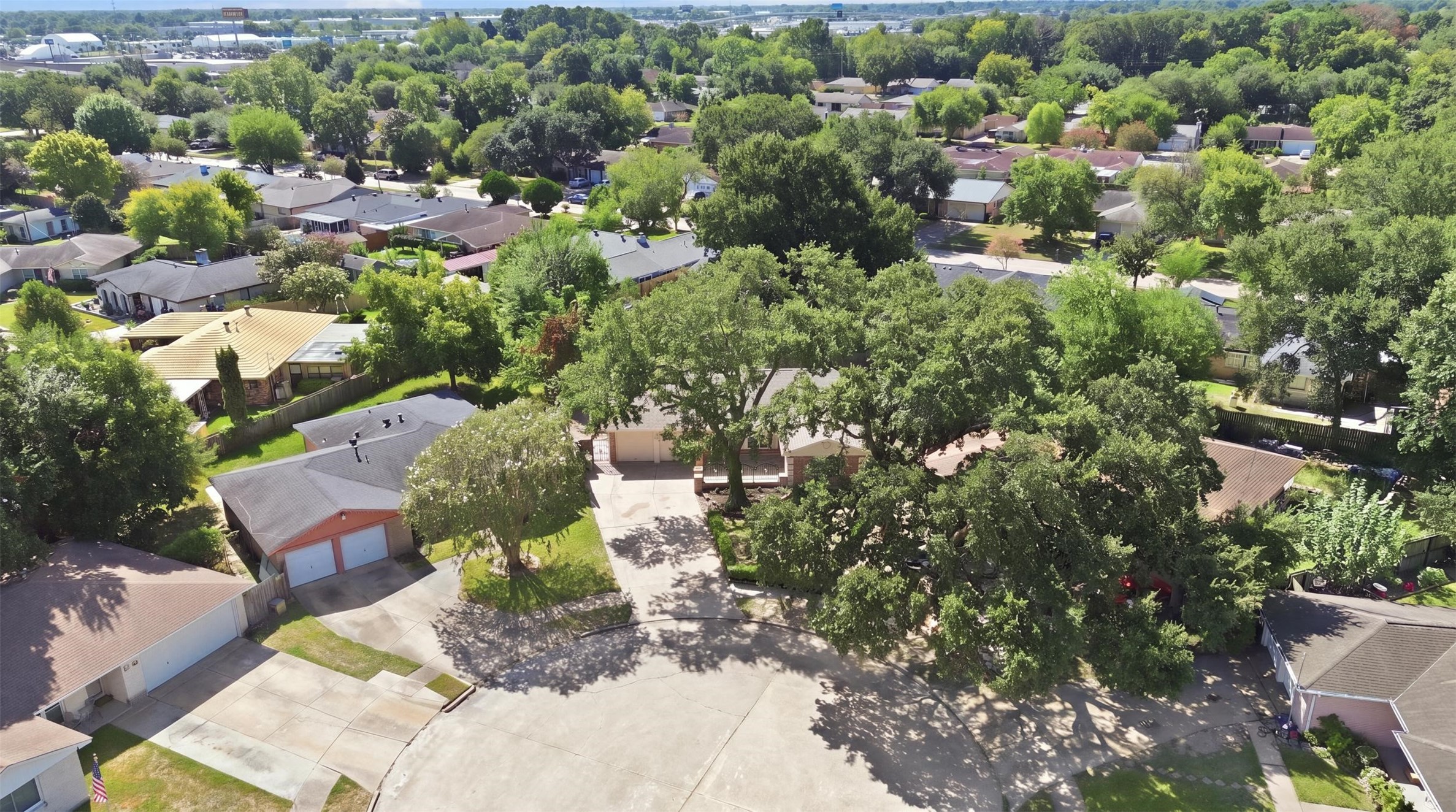8902 Winding River Drive Property Photo 36