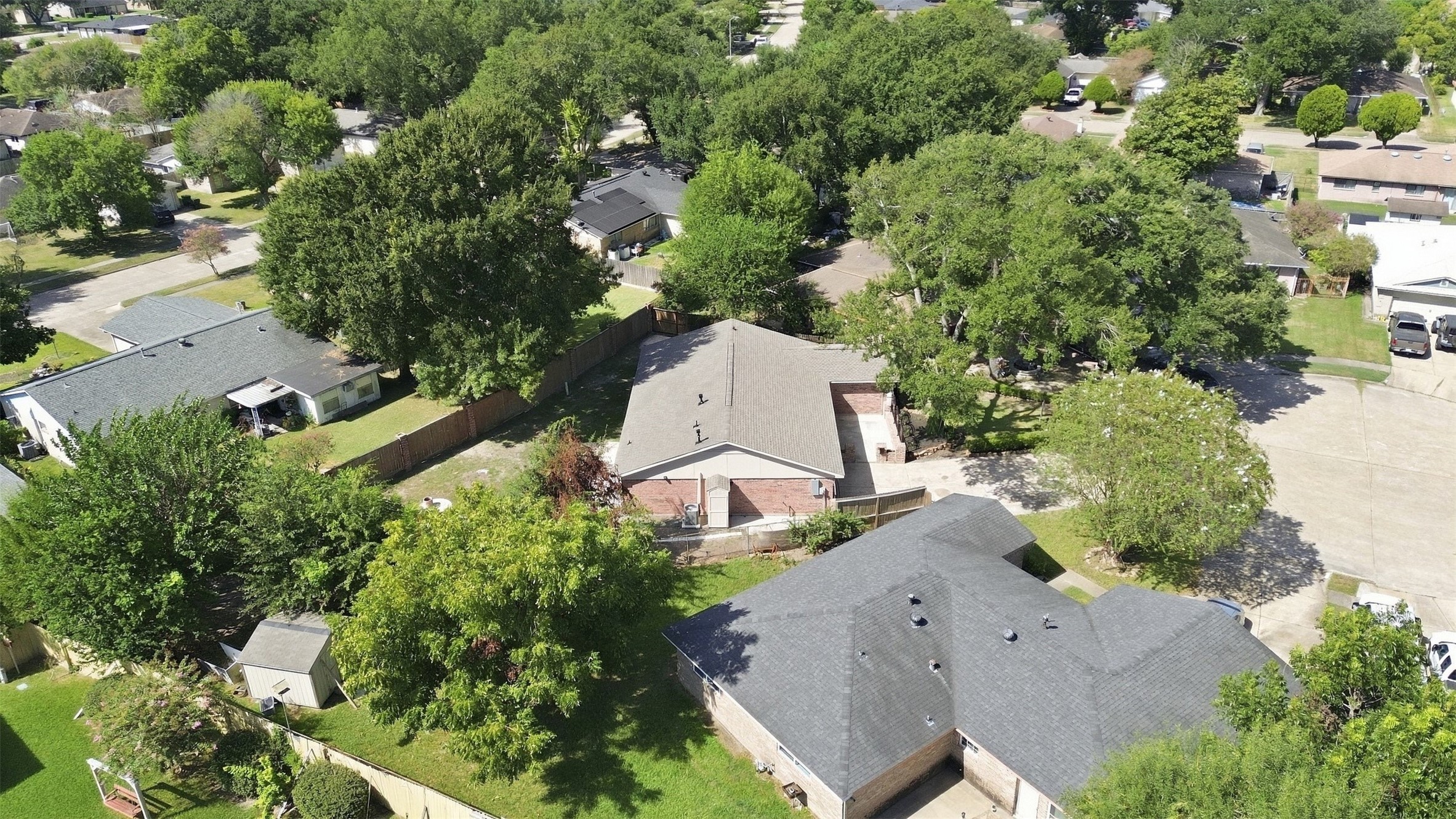 8902 Winding River Drive Property Photo 42