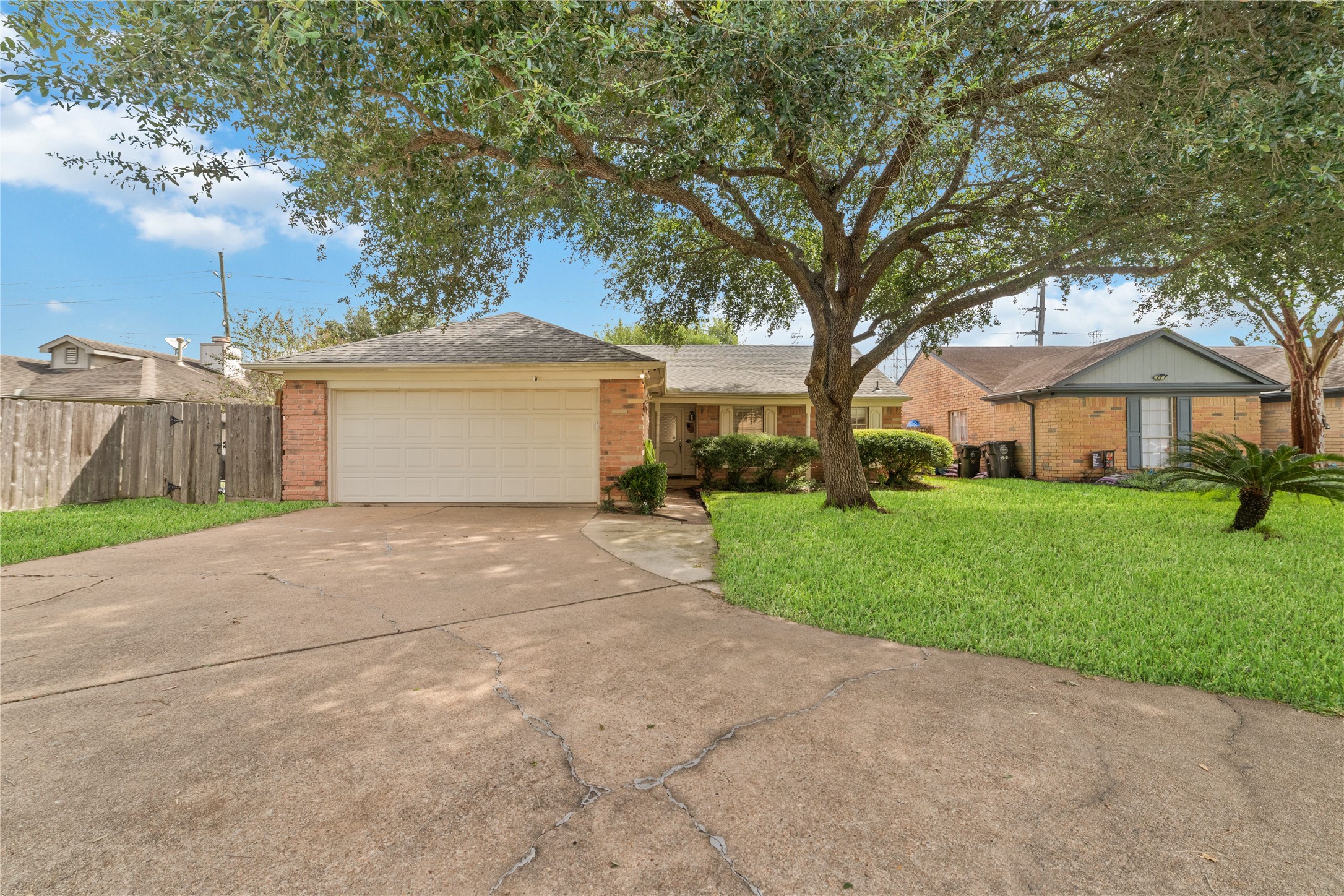 3131 E Heatherock Circle Property Photo 1