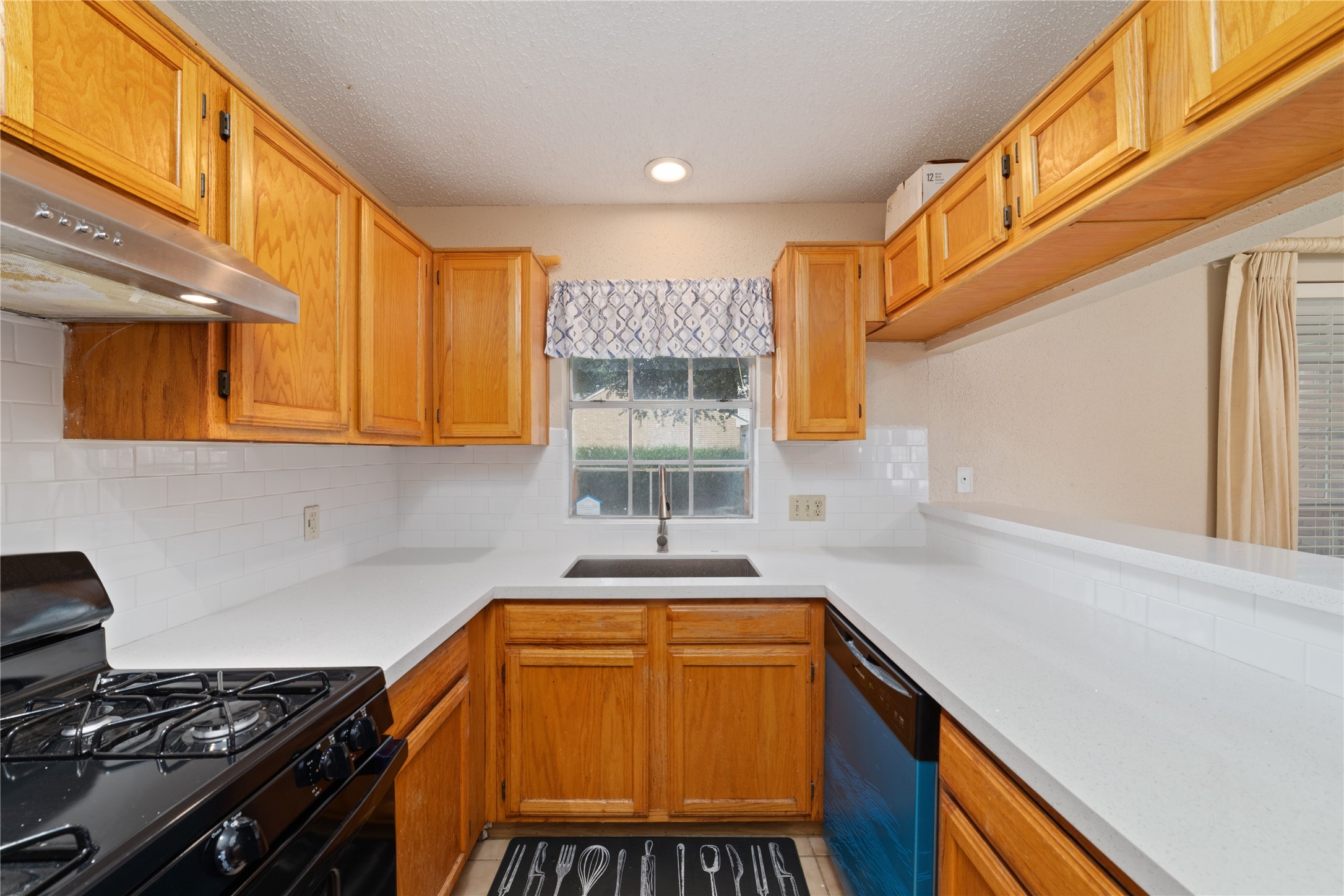 3131 E Heatherock Circle Property Photo 8
