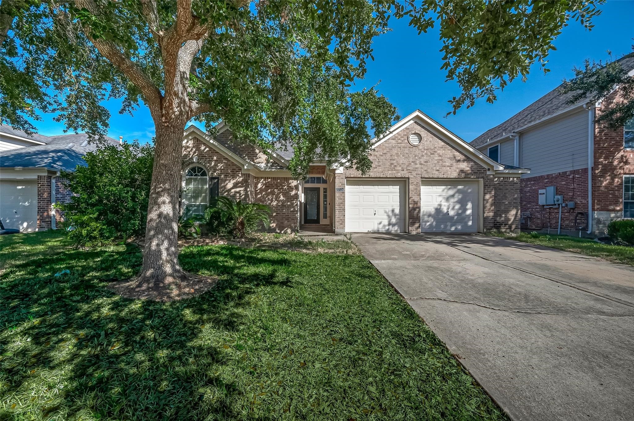 22114 Winter Sky Lane Property Photo 1