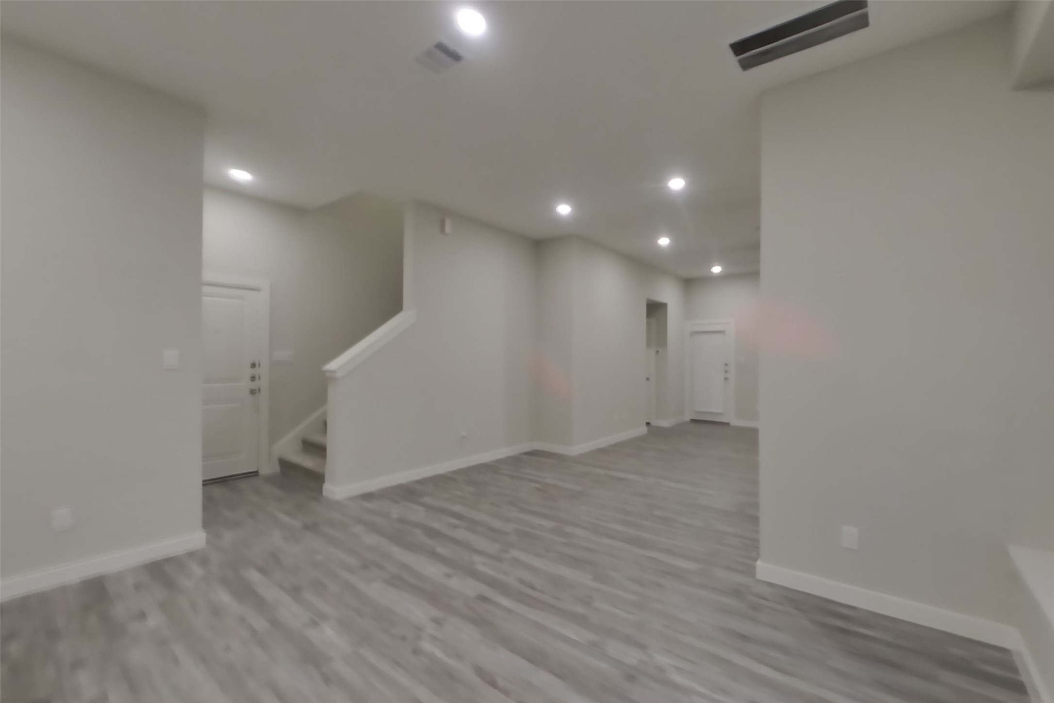 4932 San Fabiano Court Property Photo 4