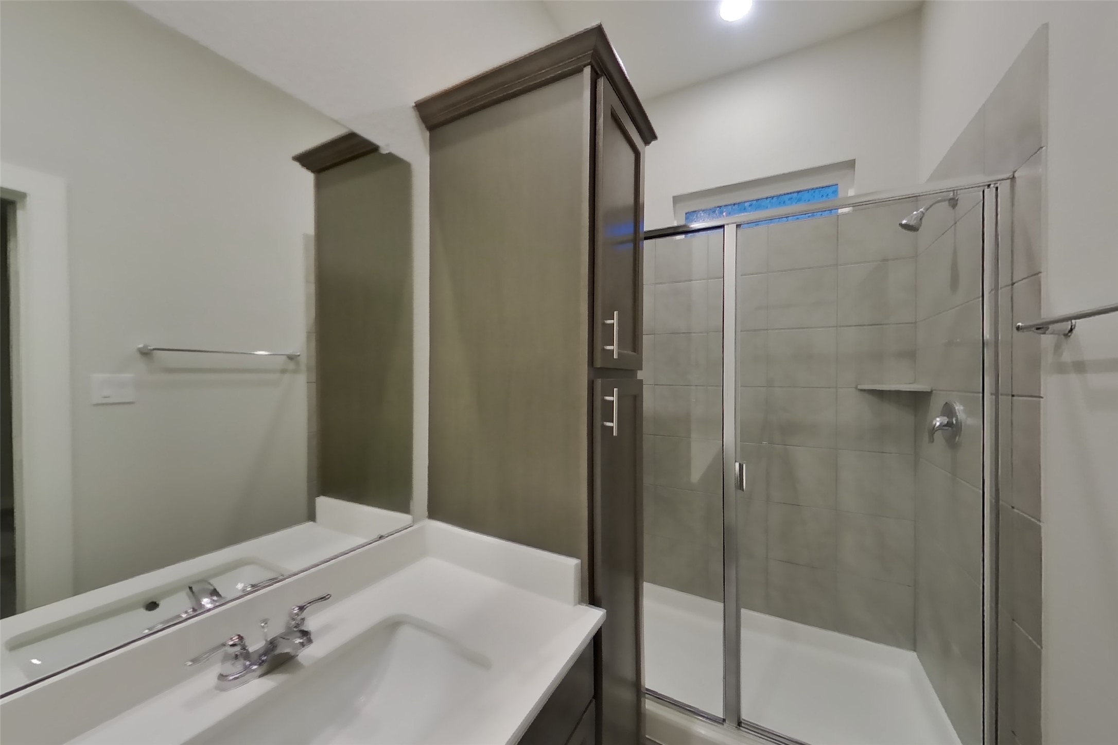 4932 San Fabiano Court Property Photo 9